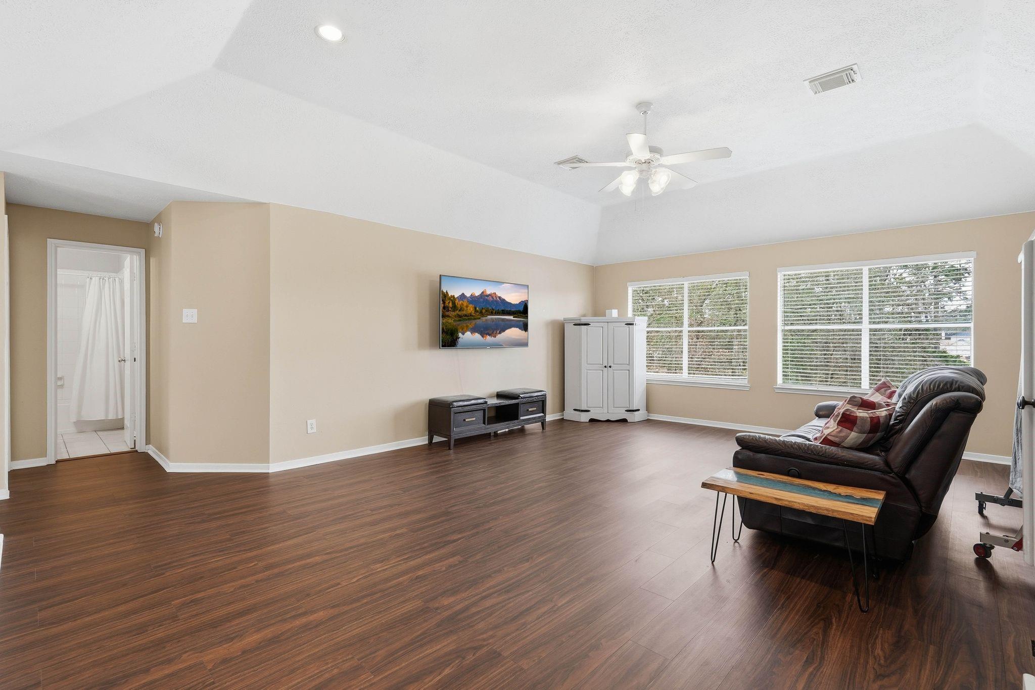 2515 Woodsboro Drive