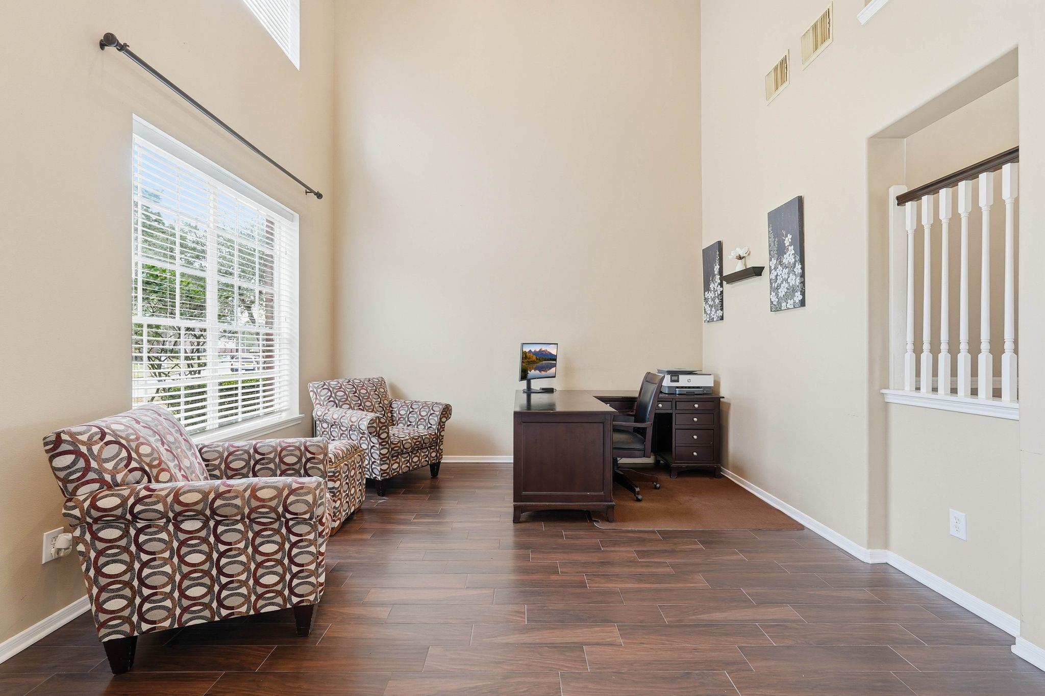 2515 Woodsboro Drive