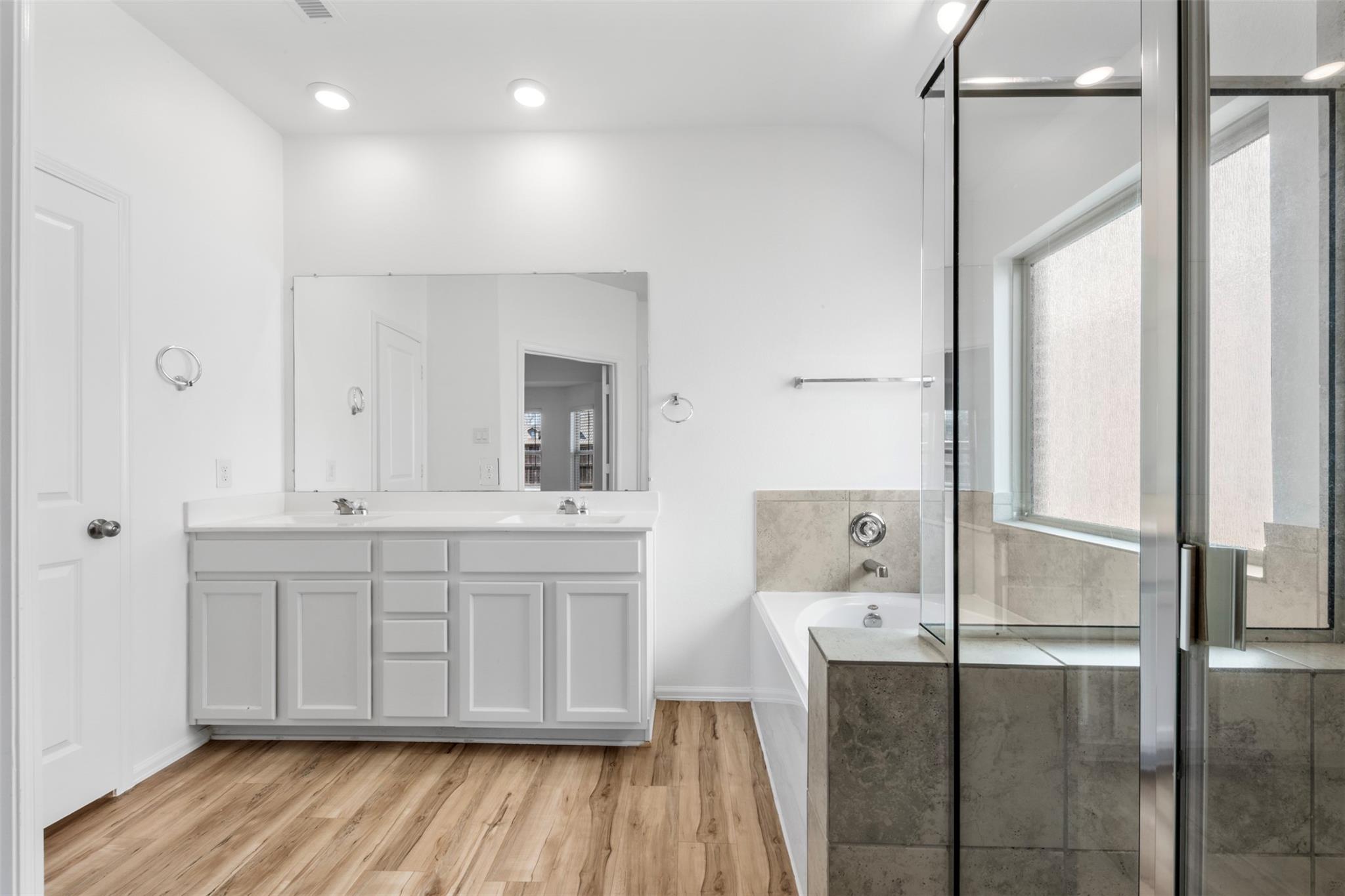 3714 Mccrary Falls Way