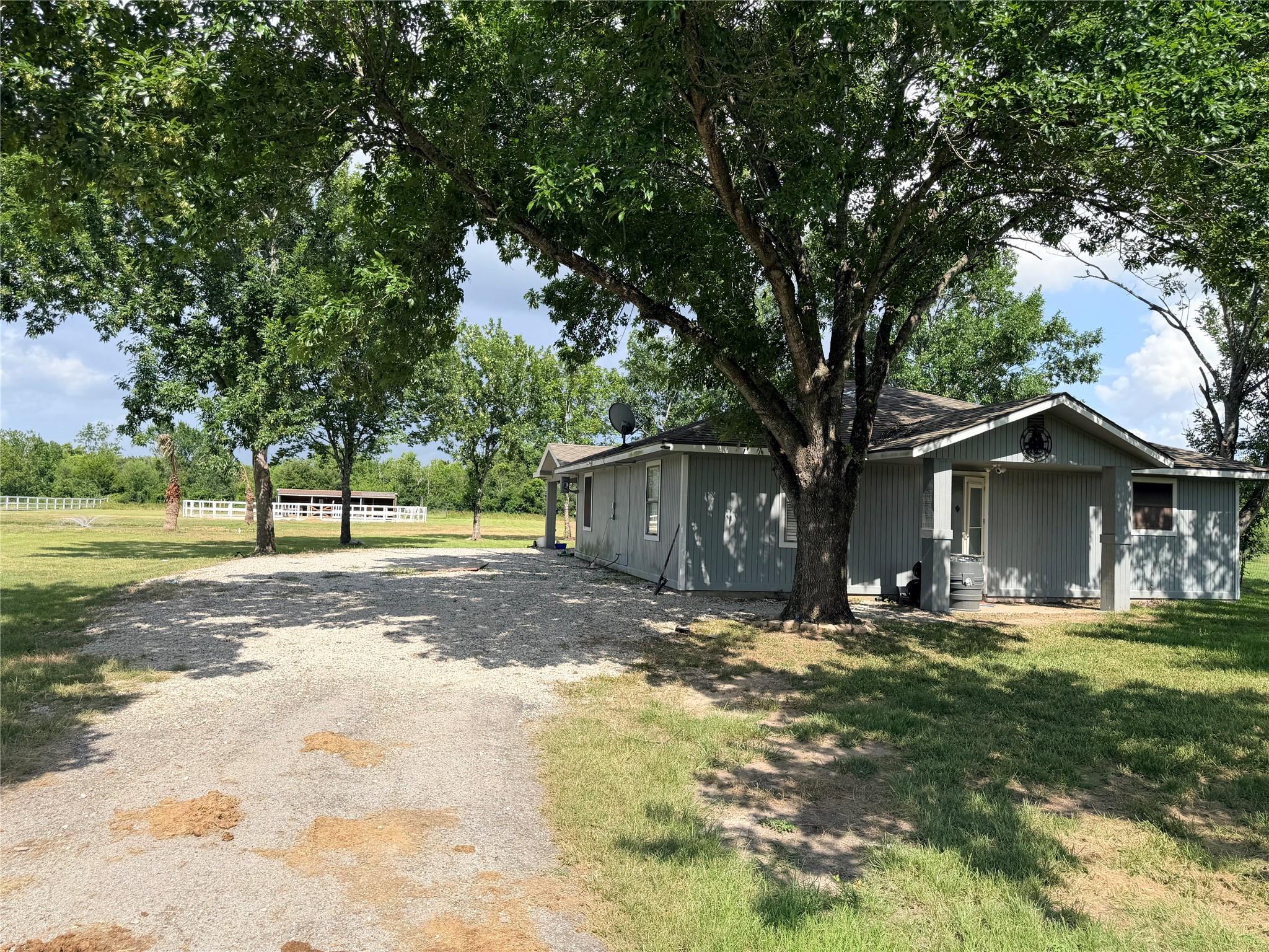 8118 Hamilton Road