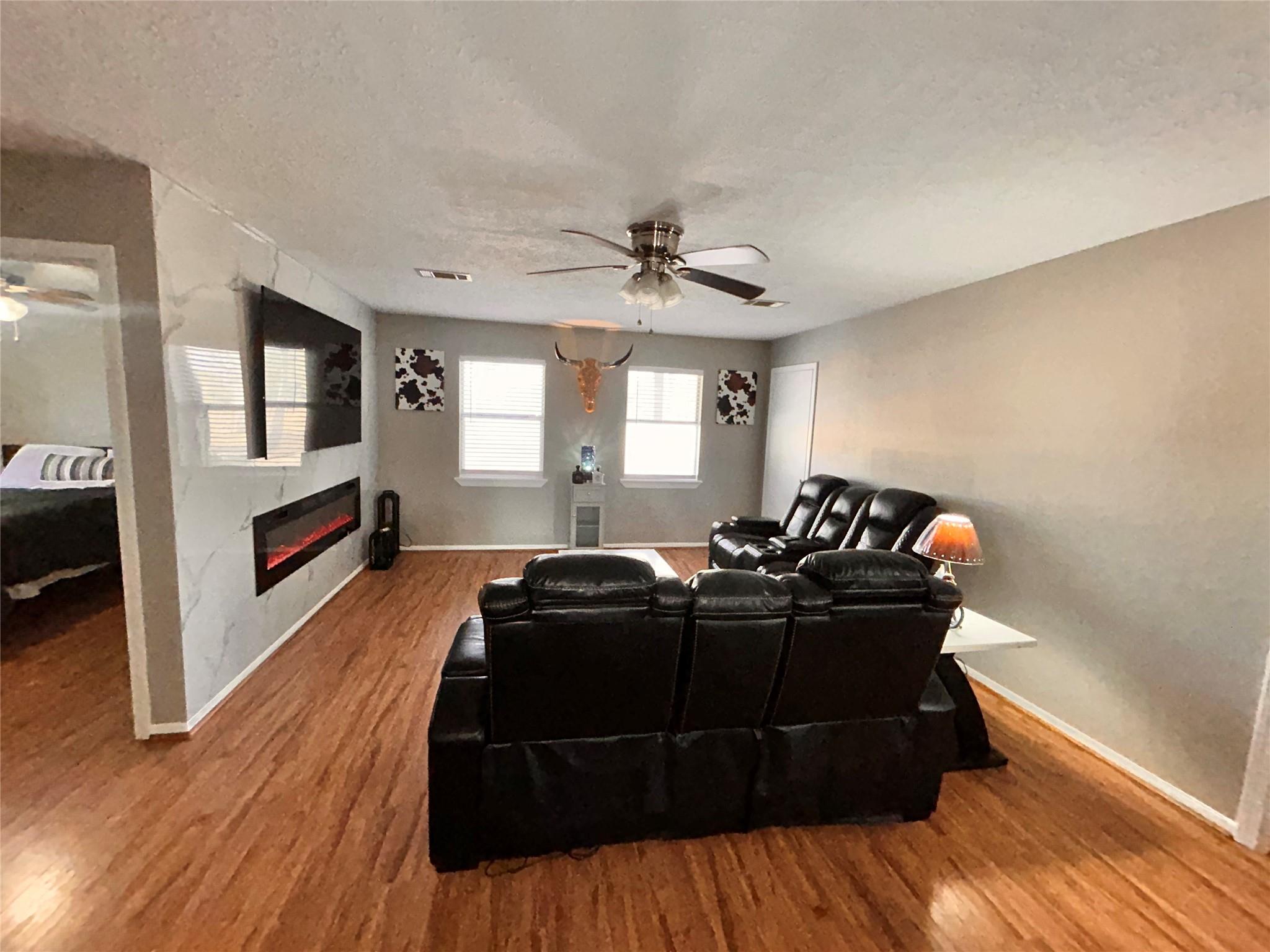 8118 Hamilton Road