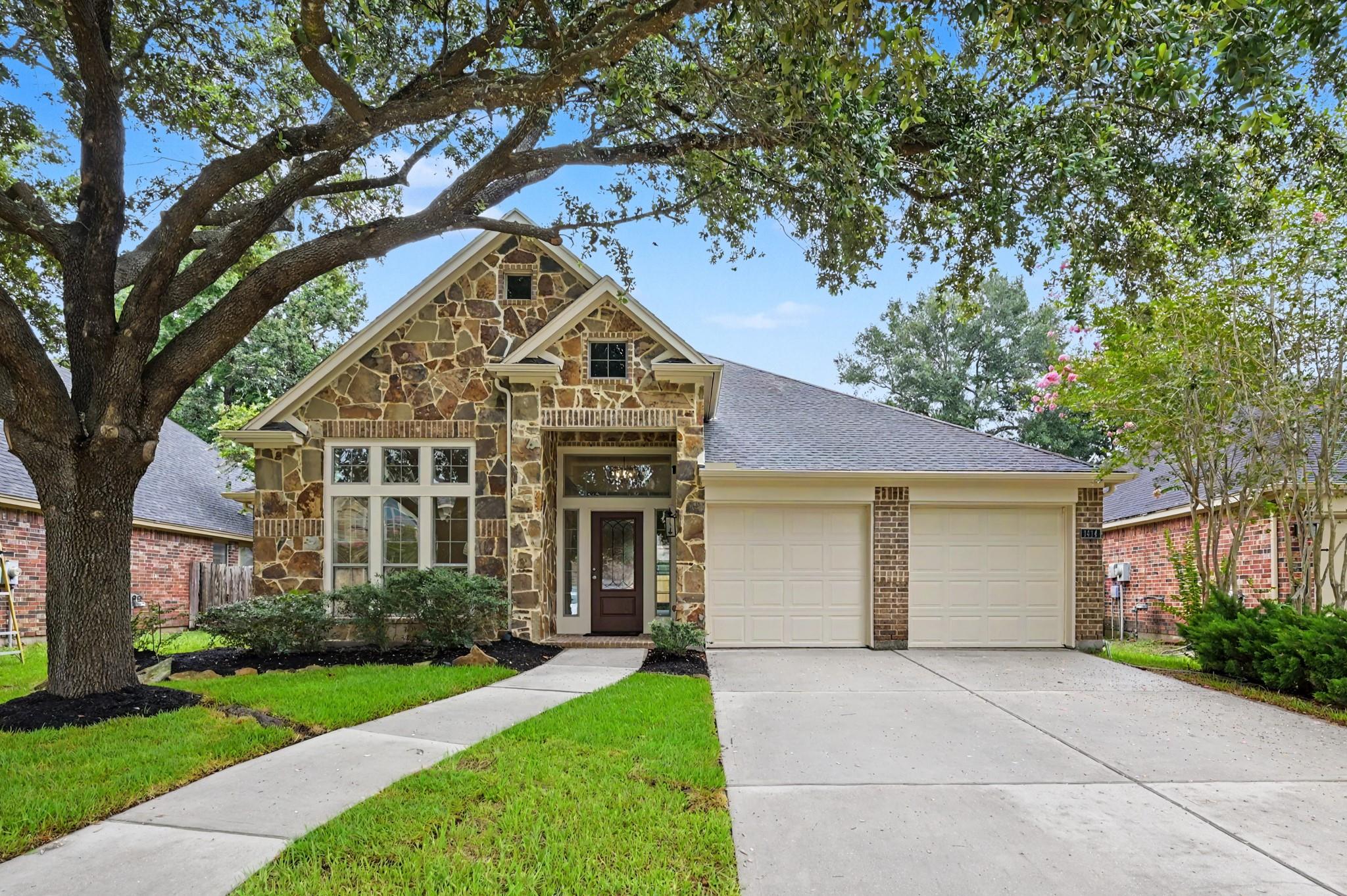 1414 Laura Hills Lane
