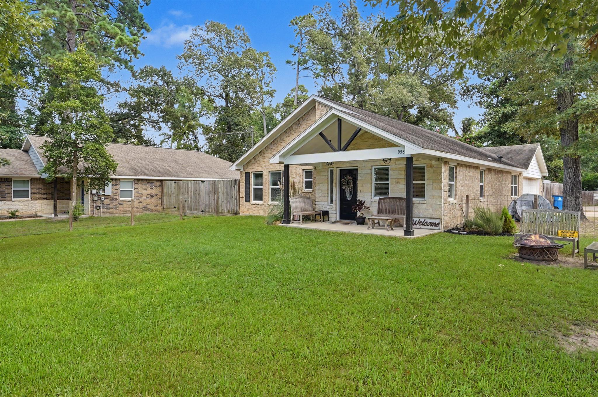 9589 Thousand Oaks Loop
