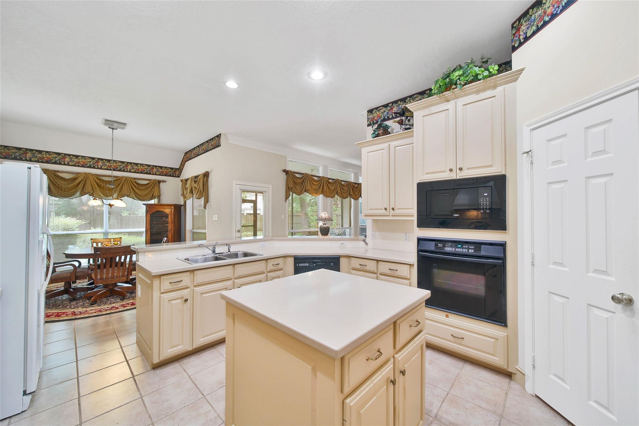 2601 Woods Estates Drive