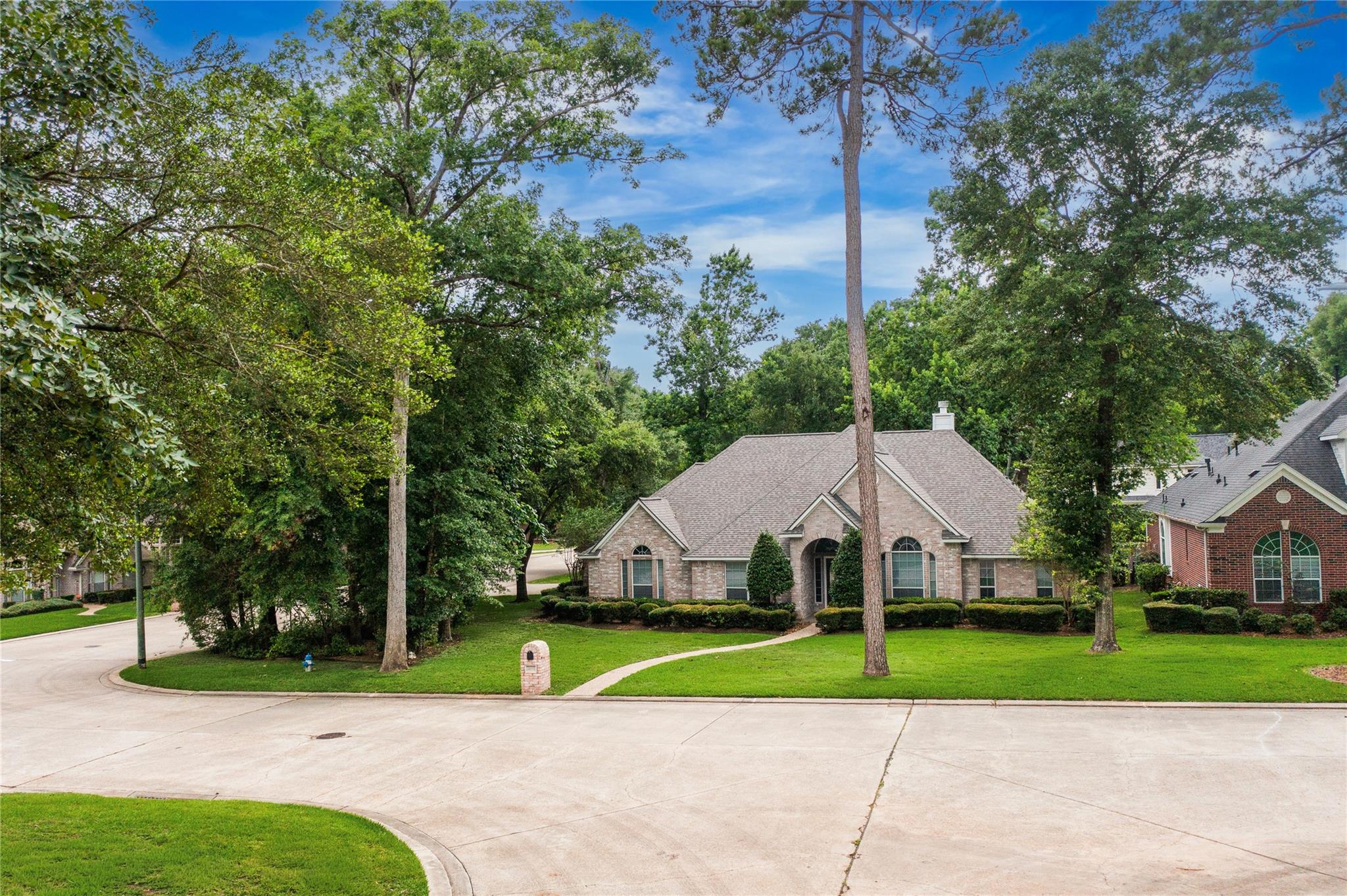 2601 Woods Estates Drive