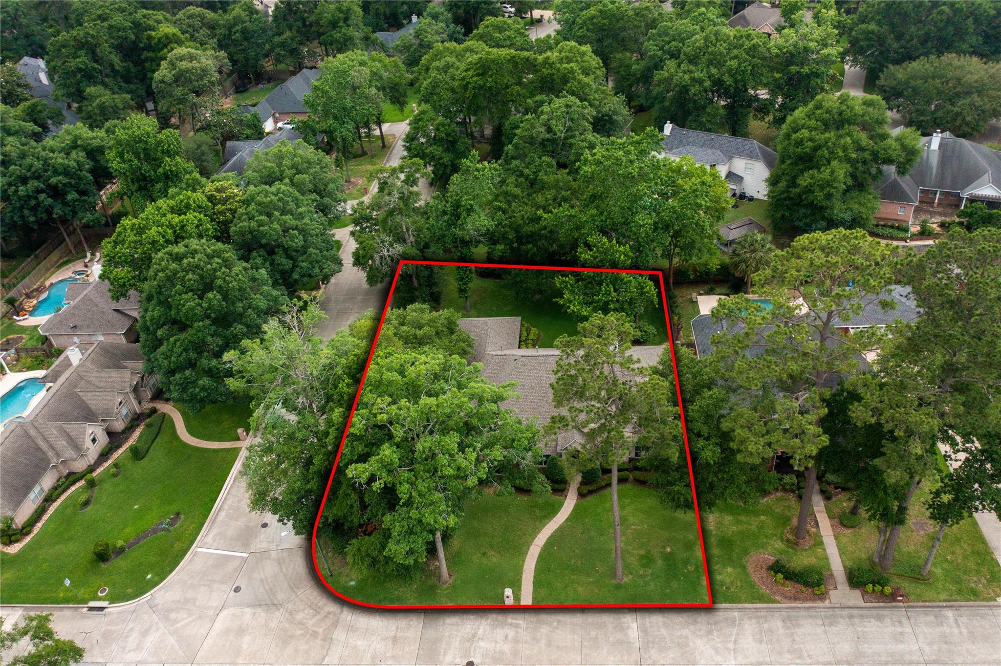 2601 Woods Estates Drive