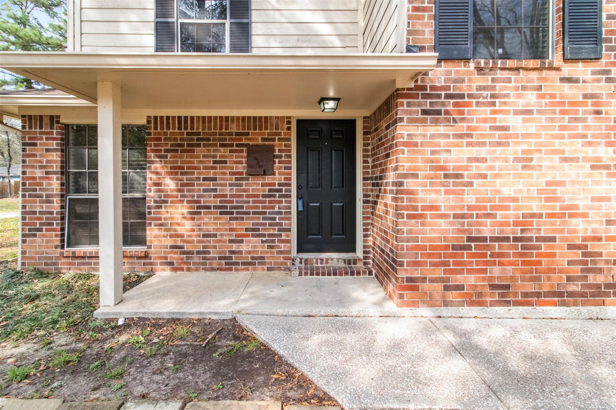 102 Summer Crest Circle