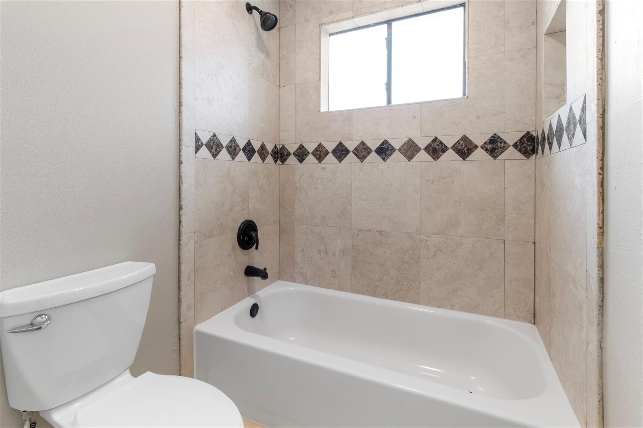 102 Summer Crest Circle