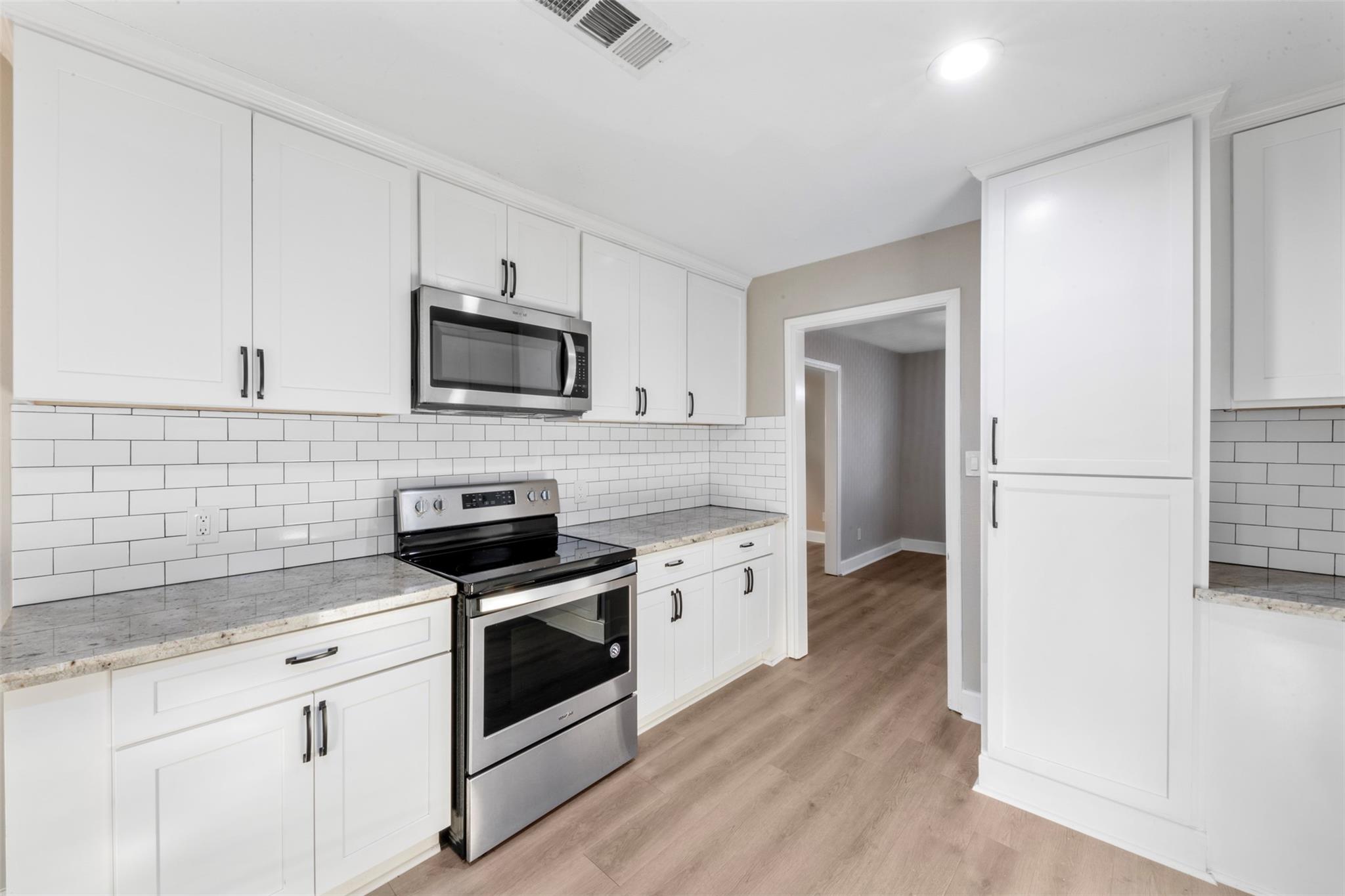 215 Acorn Tree Court