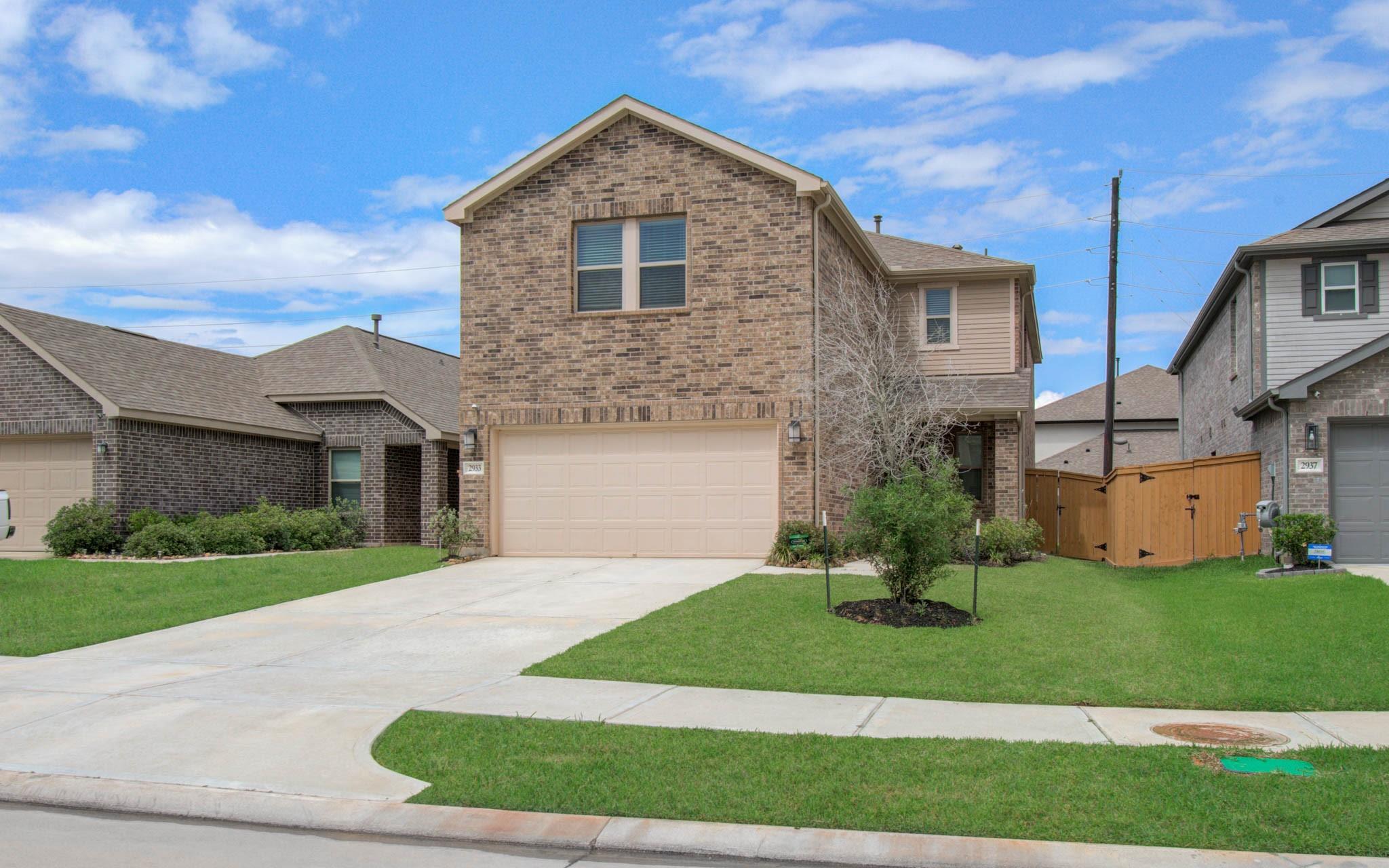 2933 Grand Anse Drive
