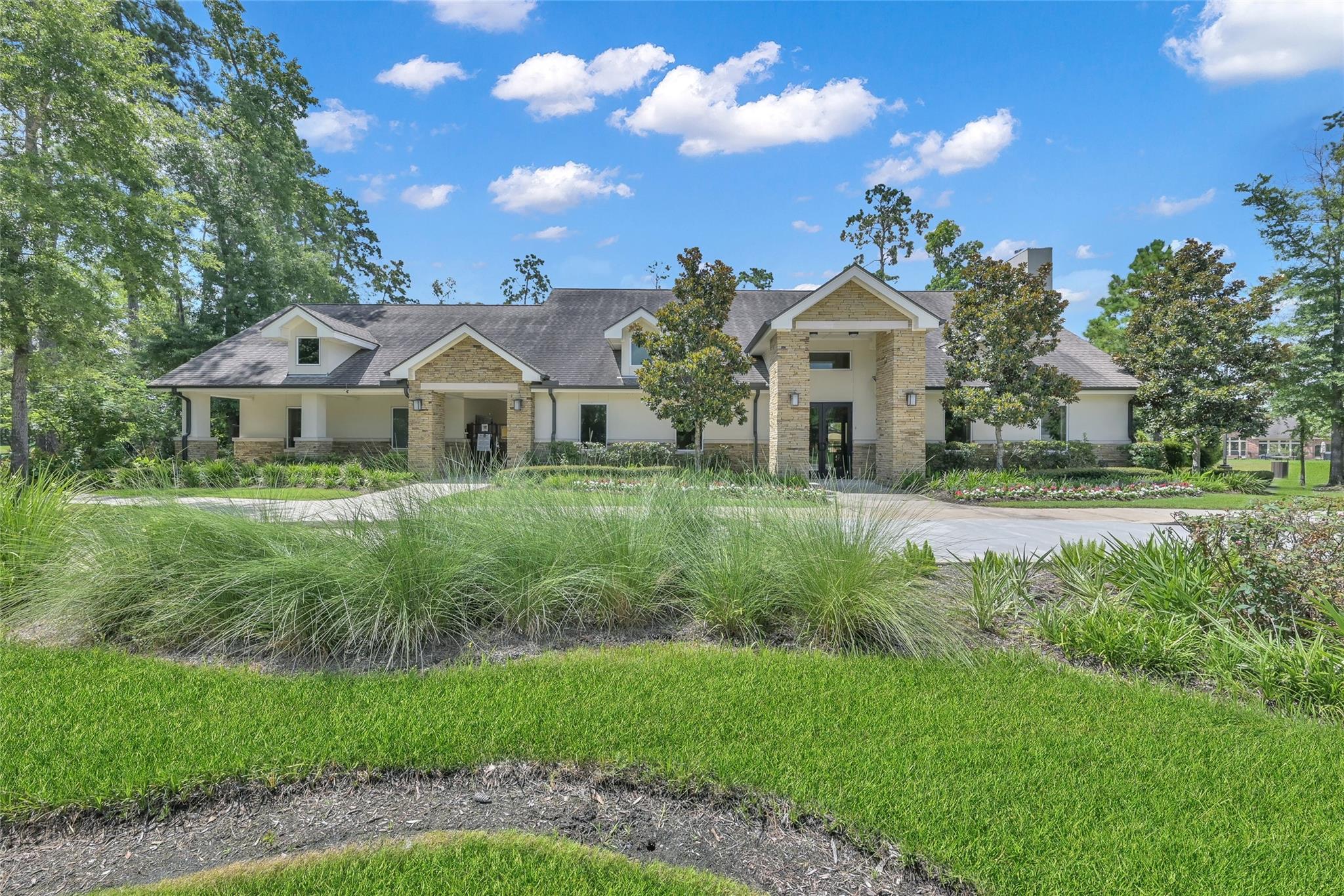 2754 Hidden Hollow Lane