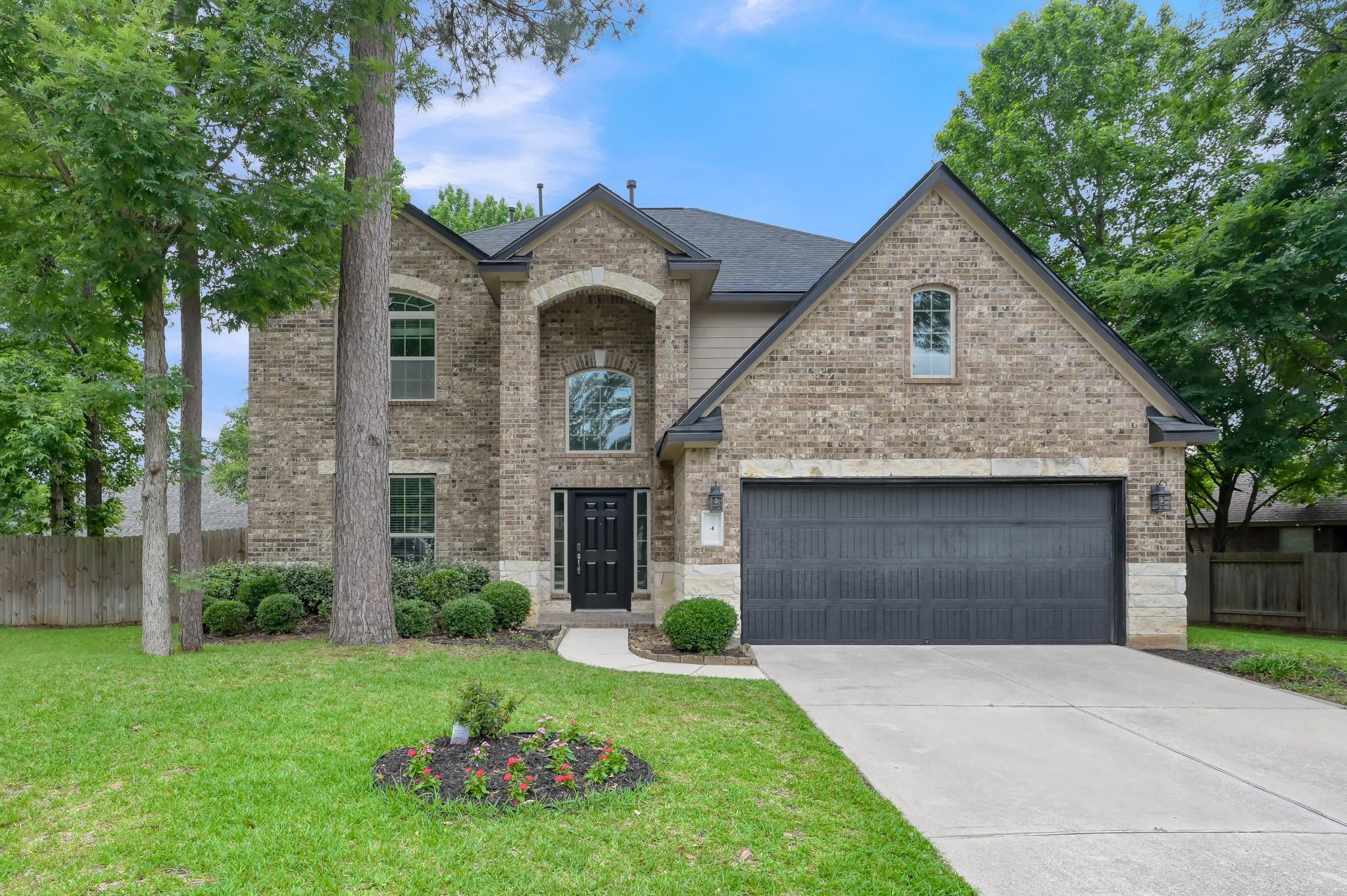 4 Logan Creek Lane