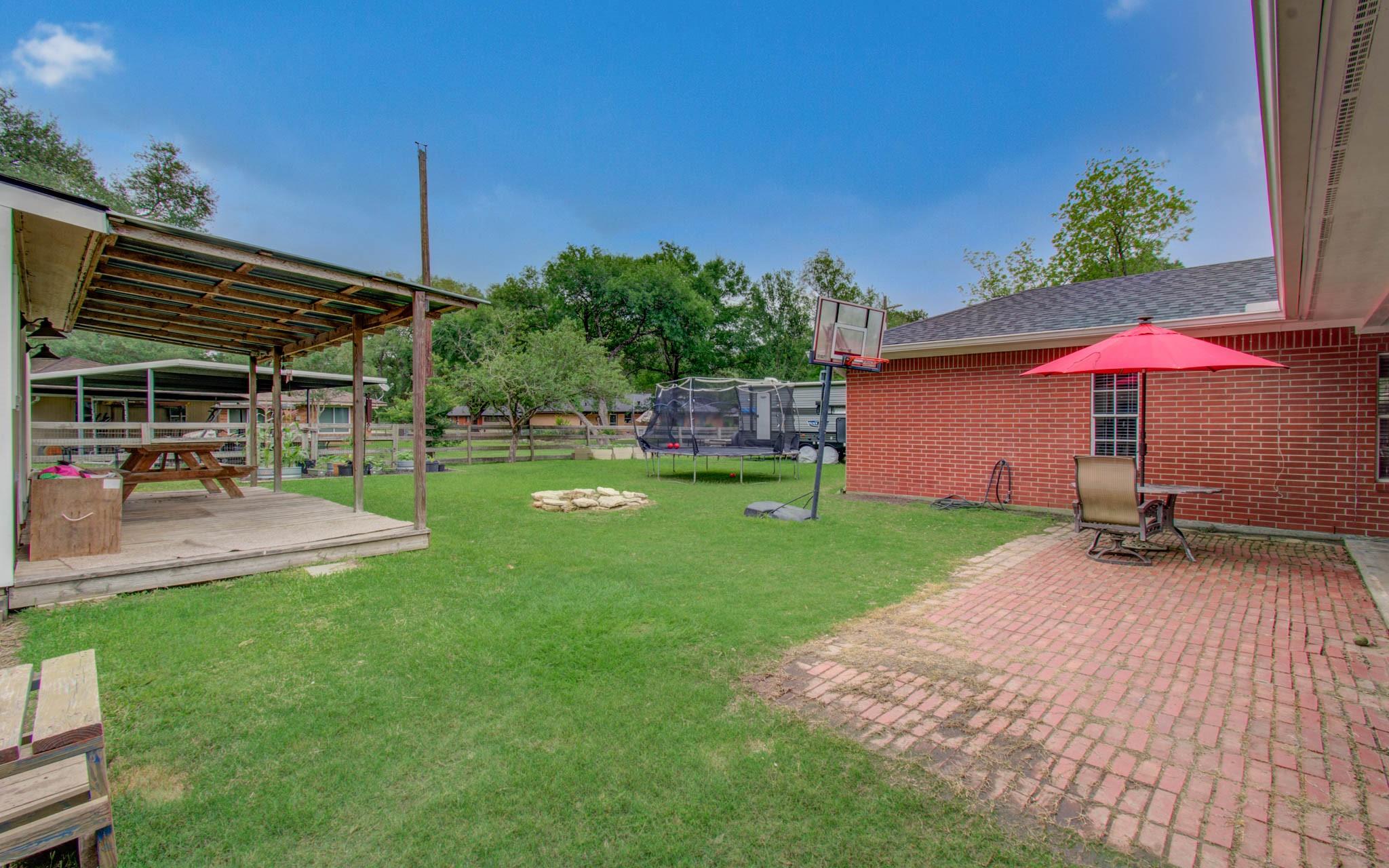 9501 Gene Street