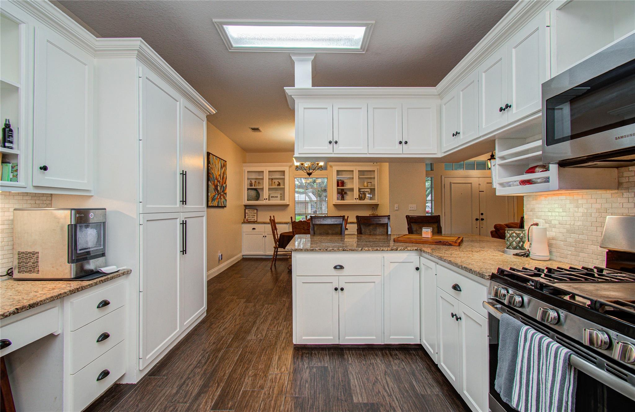 9501 Gene Street