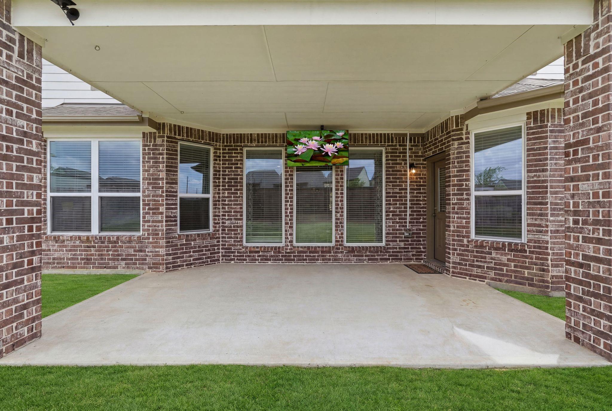 7522 Windsor View Drive