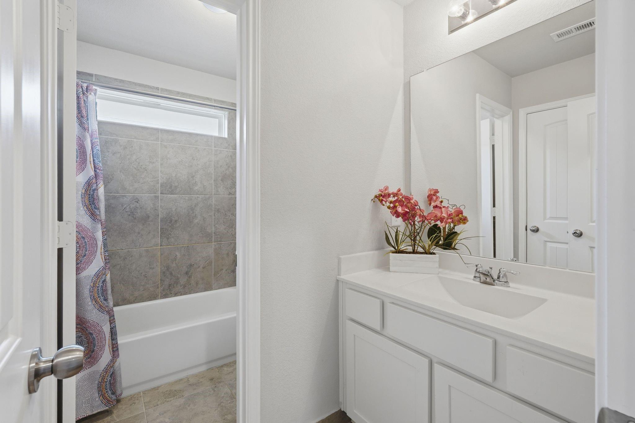 7522 Windsor View Drive