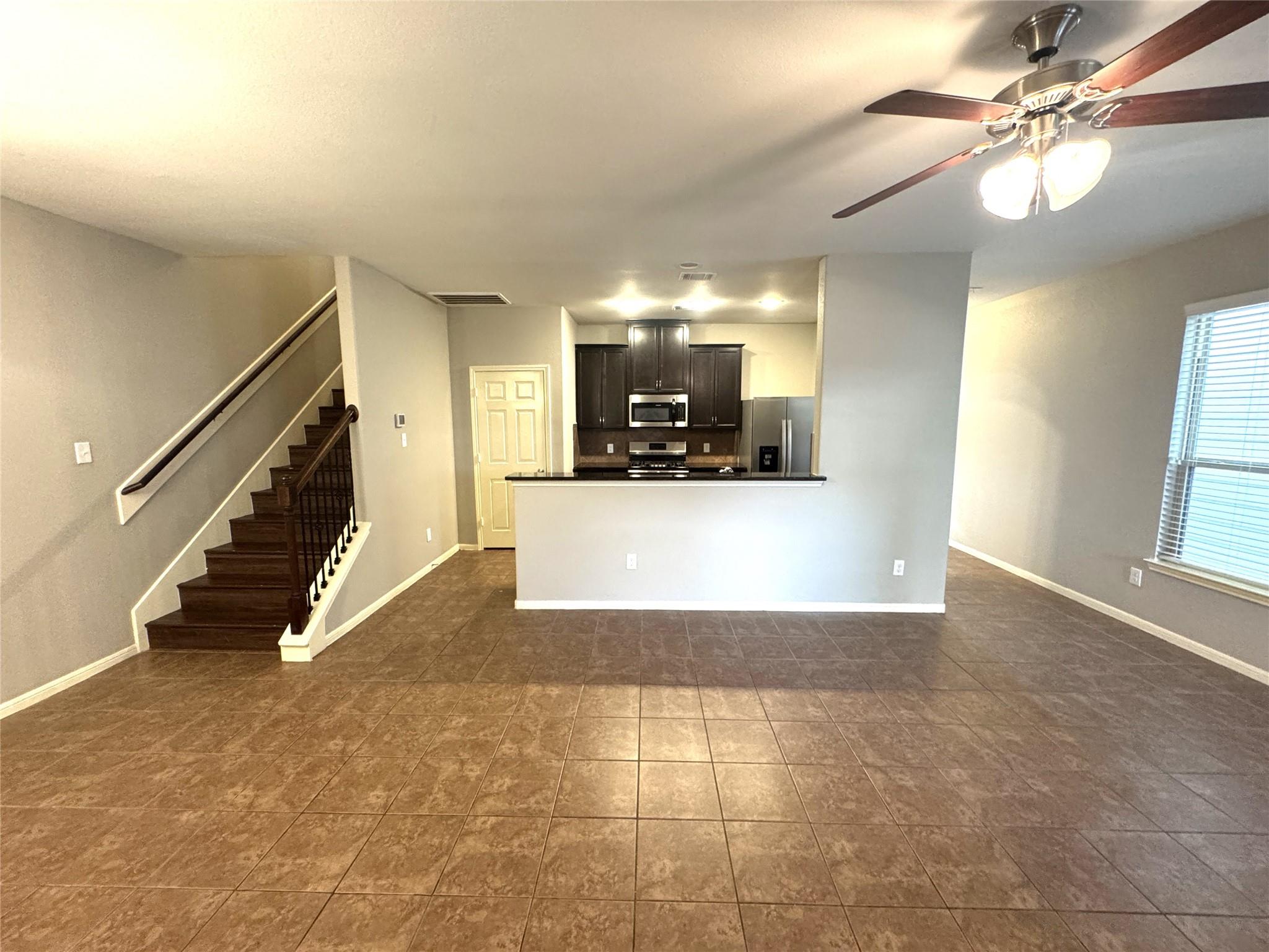 13507 Vista De Oro Street