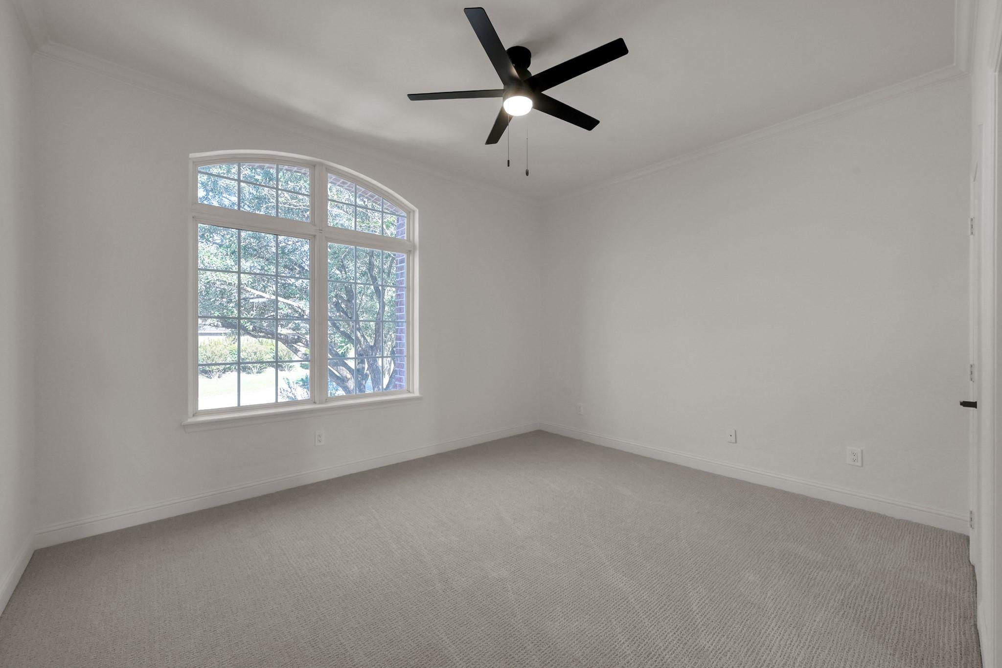 131 Monterrey Road E