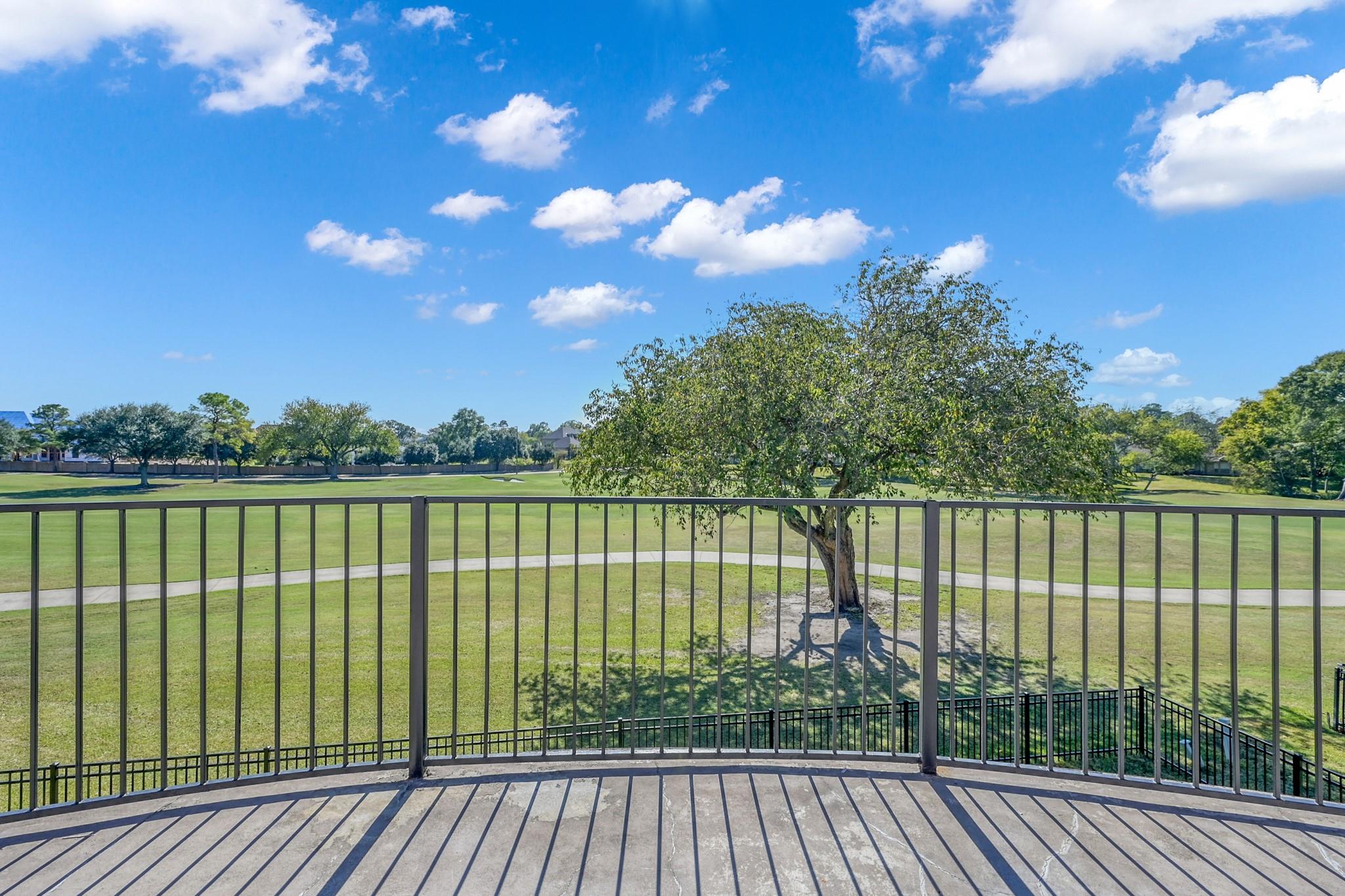 131 Monterrey Road E