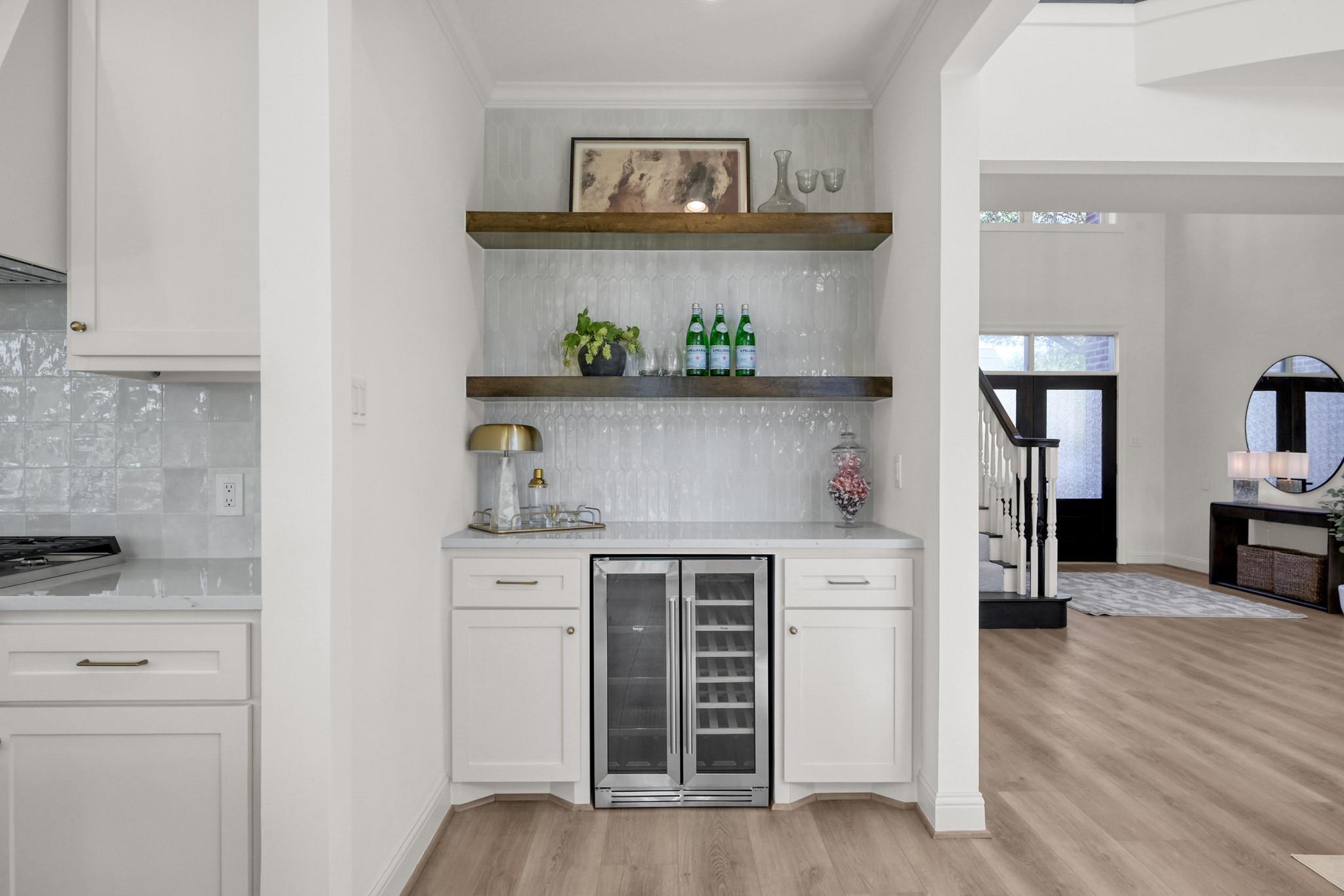 131 Monterrey Road E