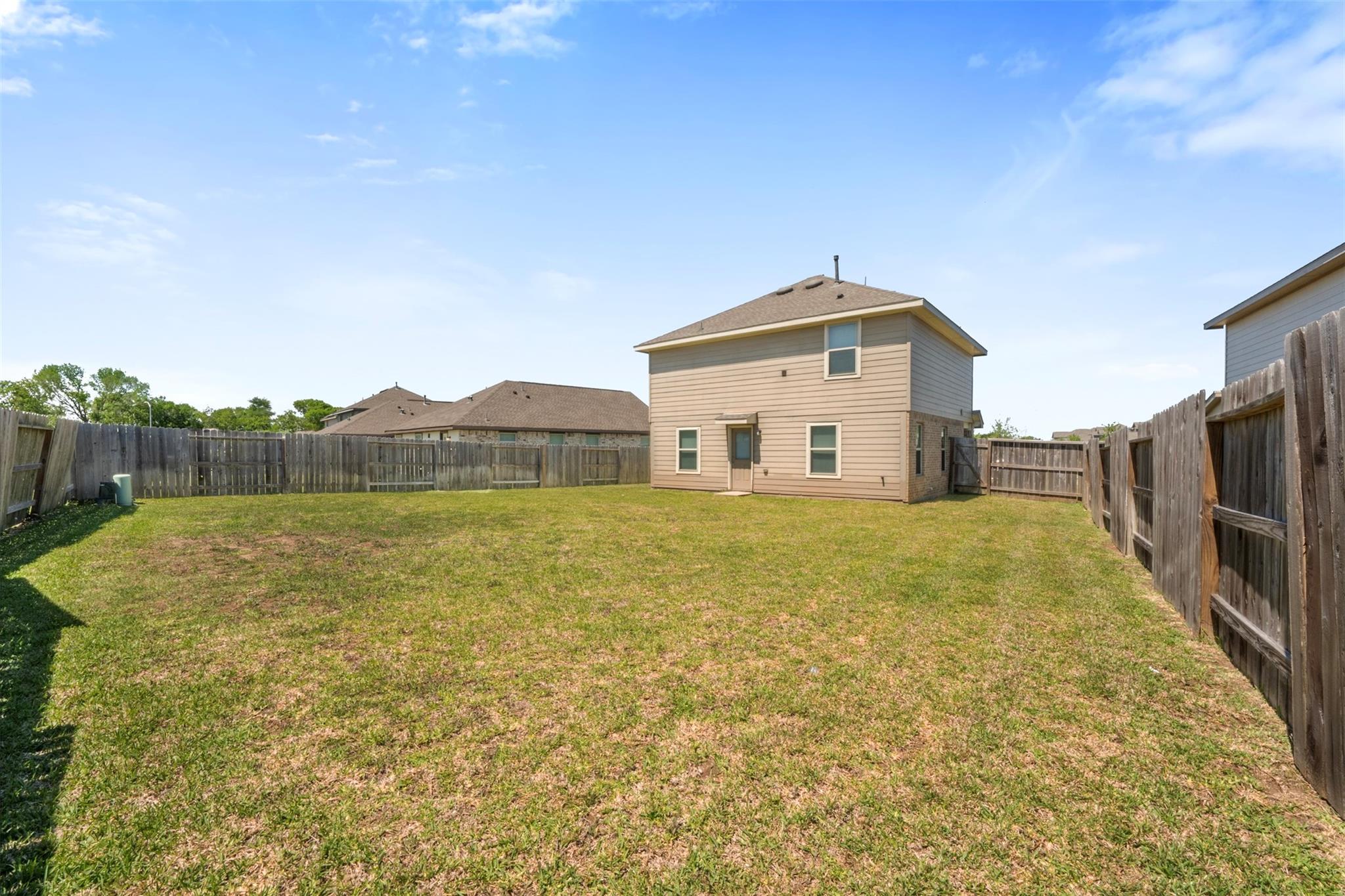 14602 Broadbury Pond Road