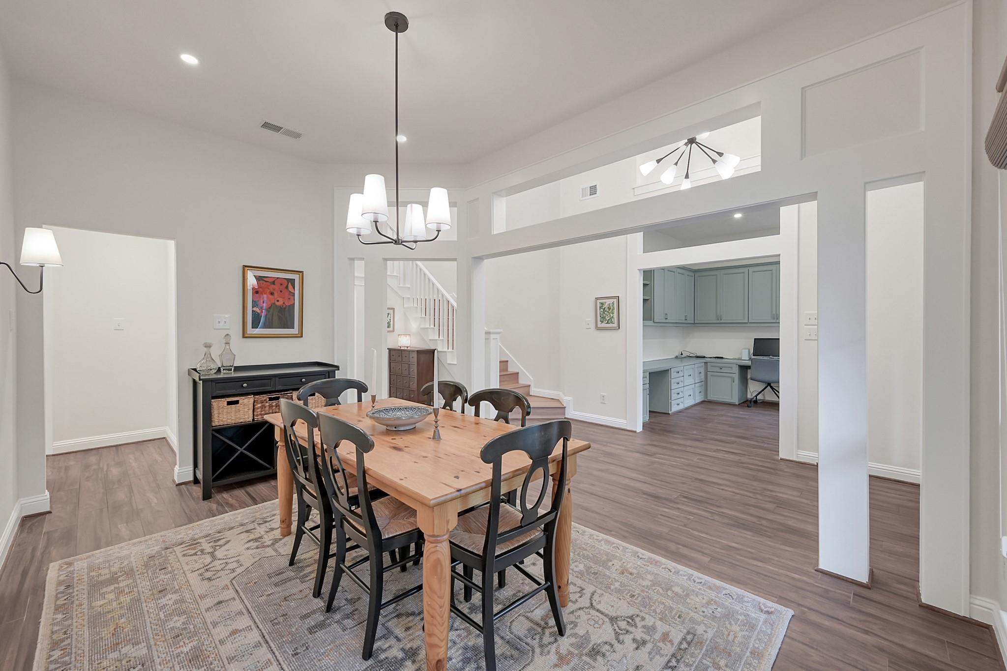 198 Lattice Gate Street