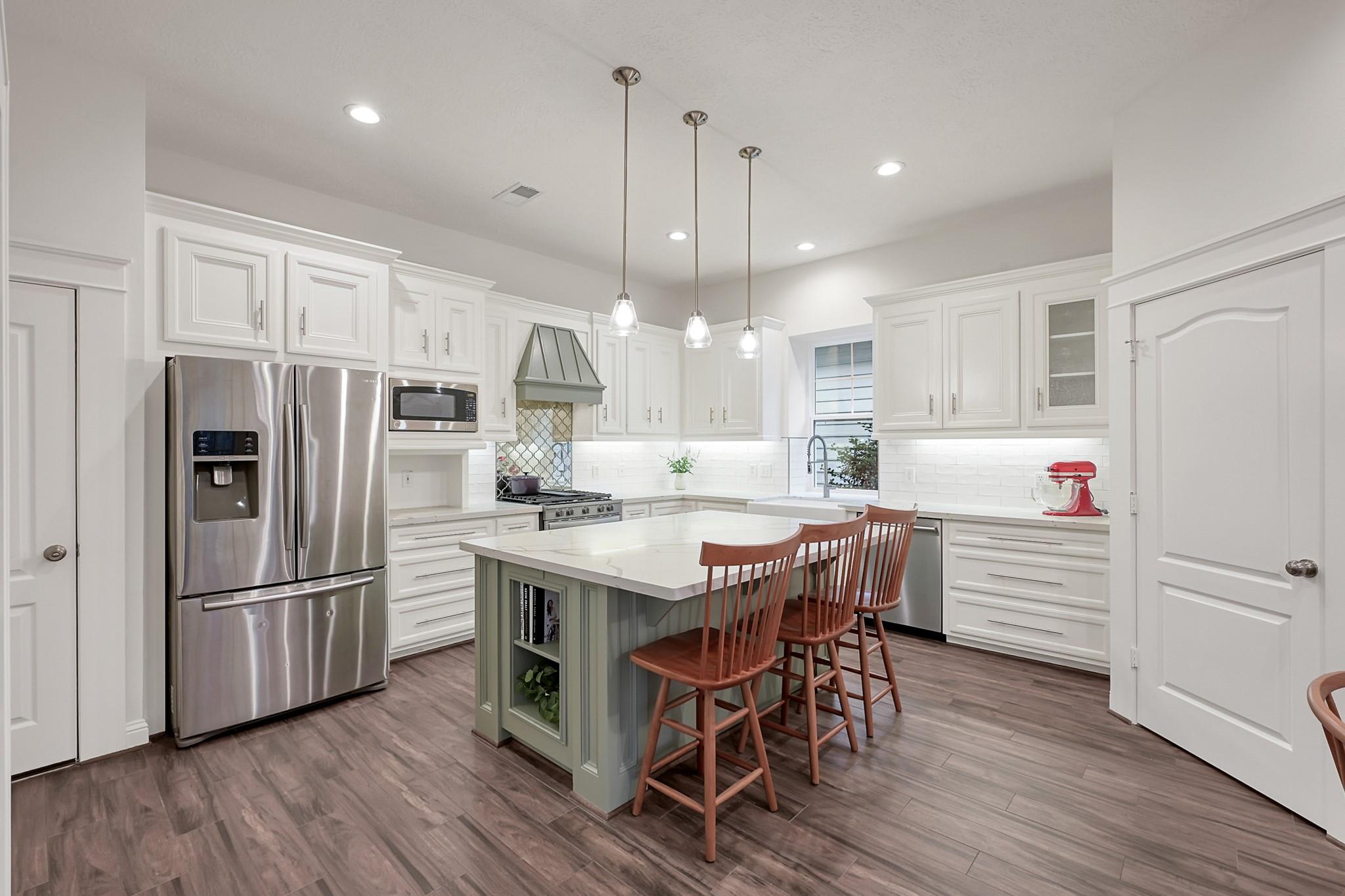 198 Lattice Gate Street