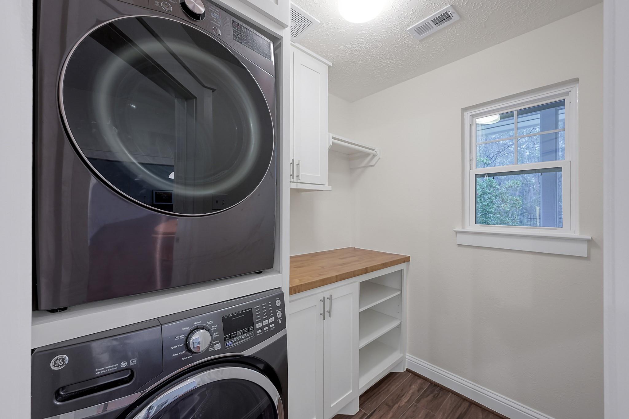 198 Lattice Gate Street