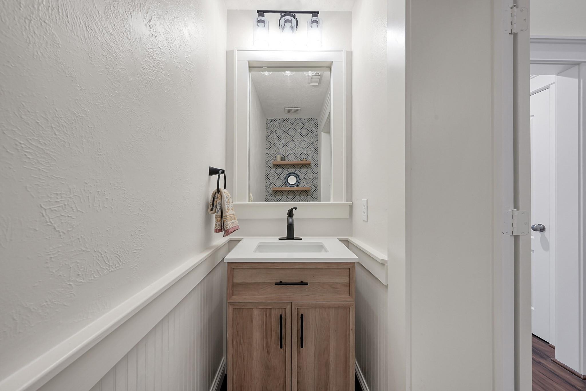 198 Lattice Gate Street