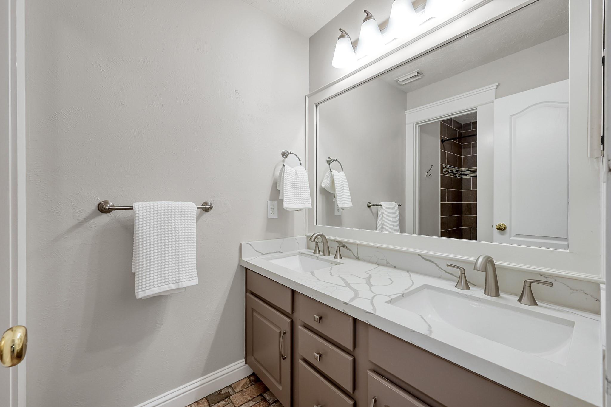 198 Lattice Gate Street