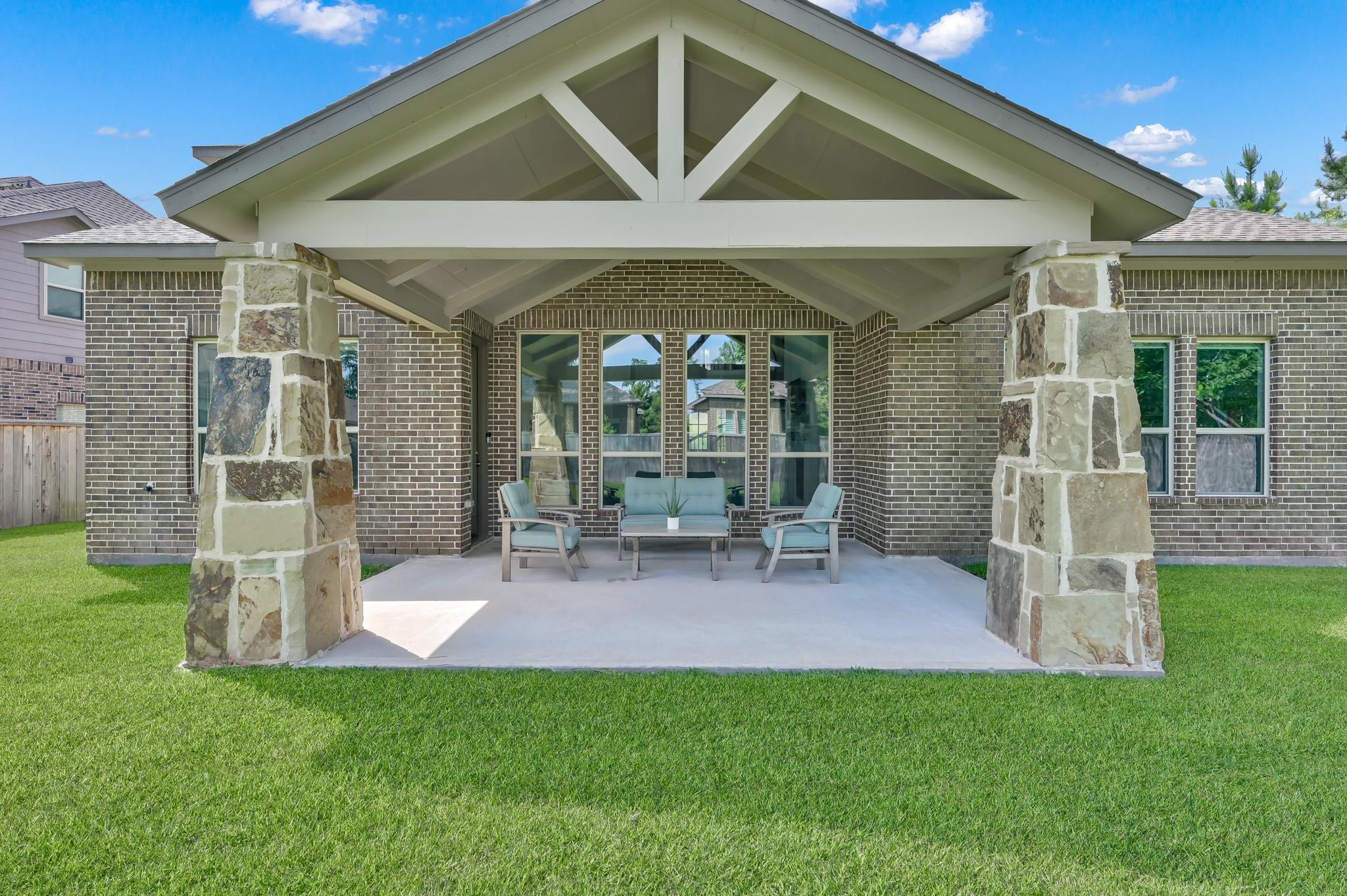 503 Woodsy Pine Court