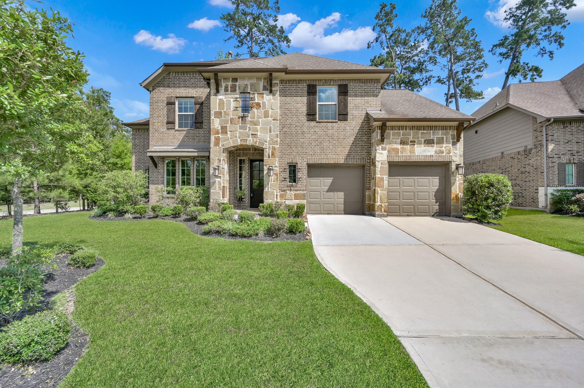 503 Woodsy Pine Court