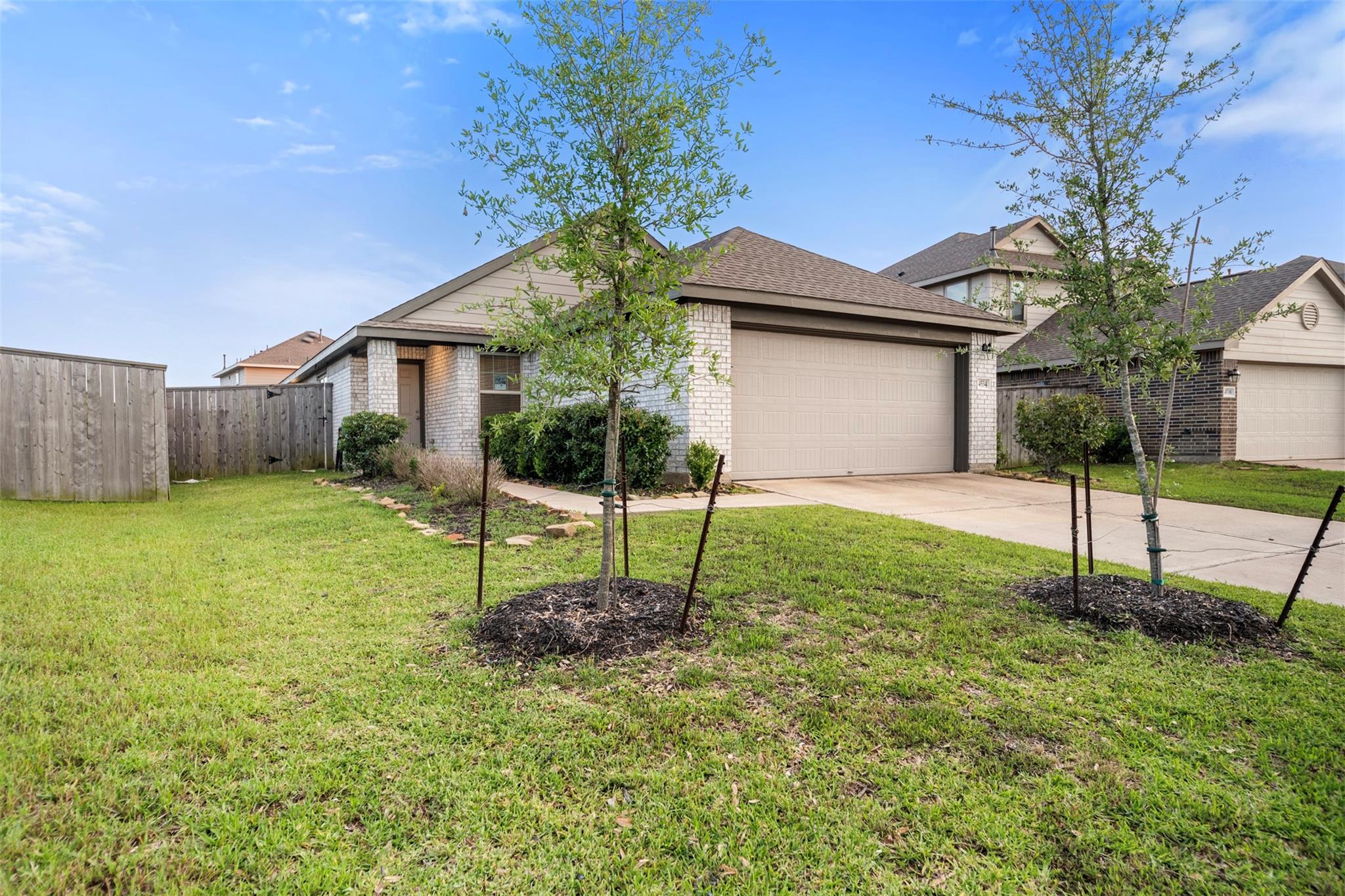 14534 Broadbury Pond Road