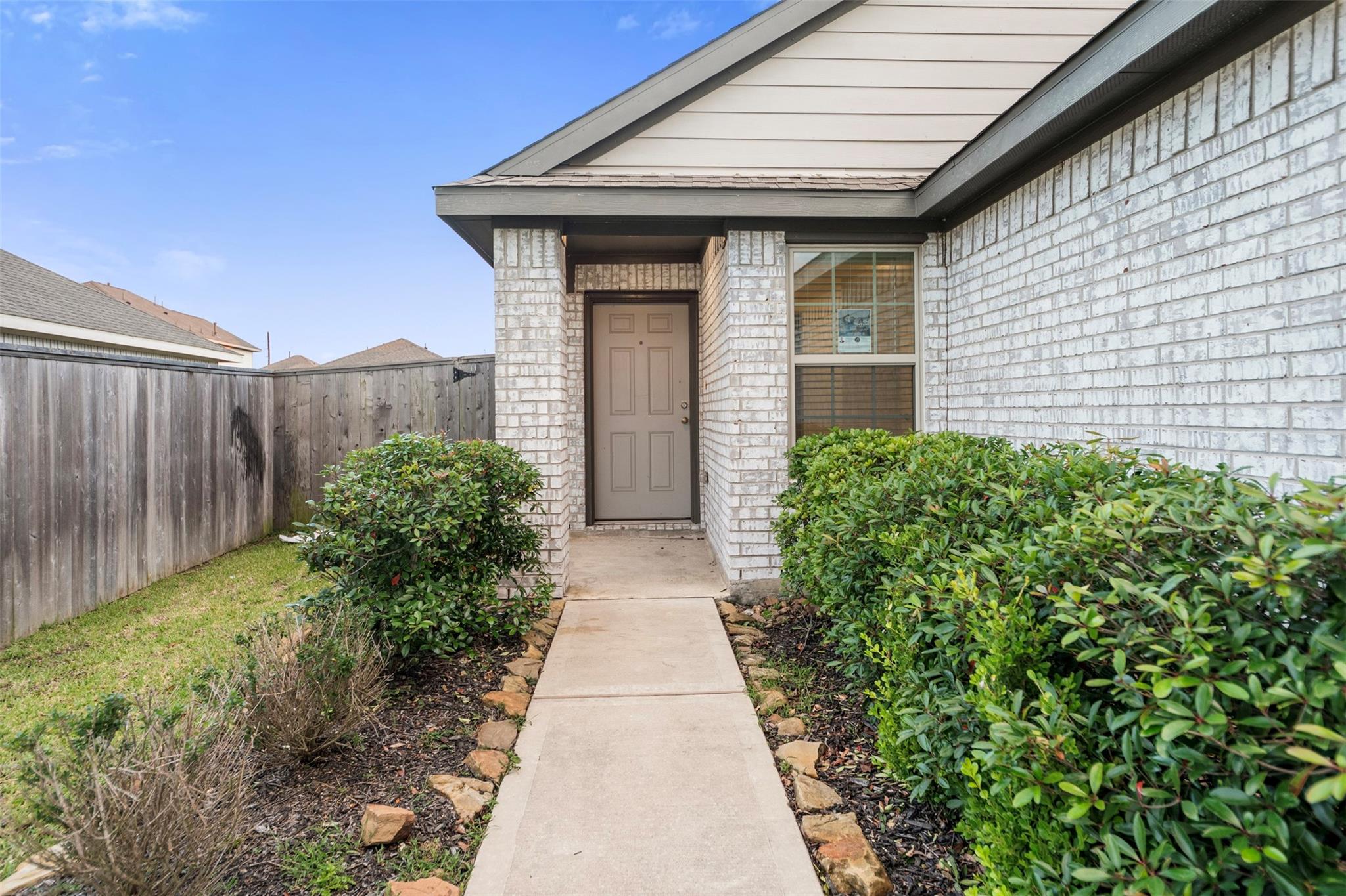 14534 Broadbury Pond Road