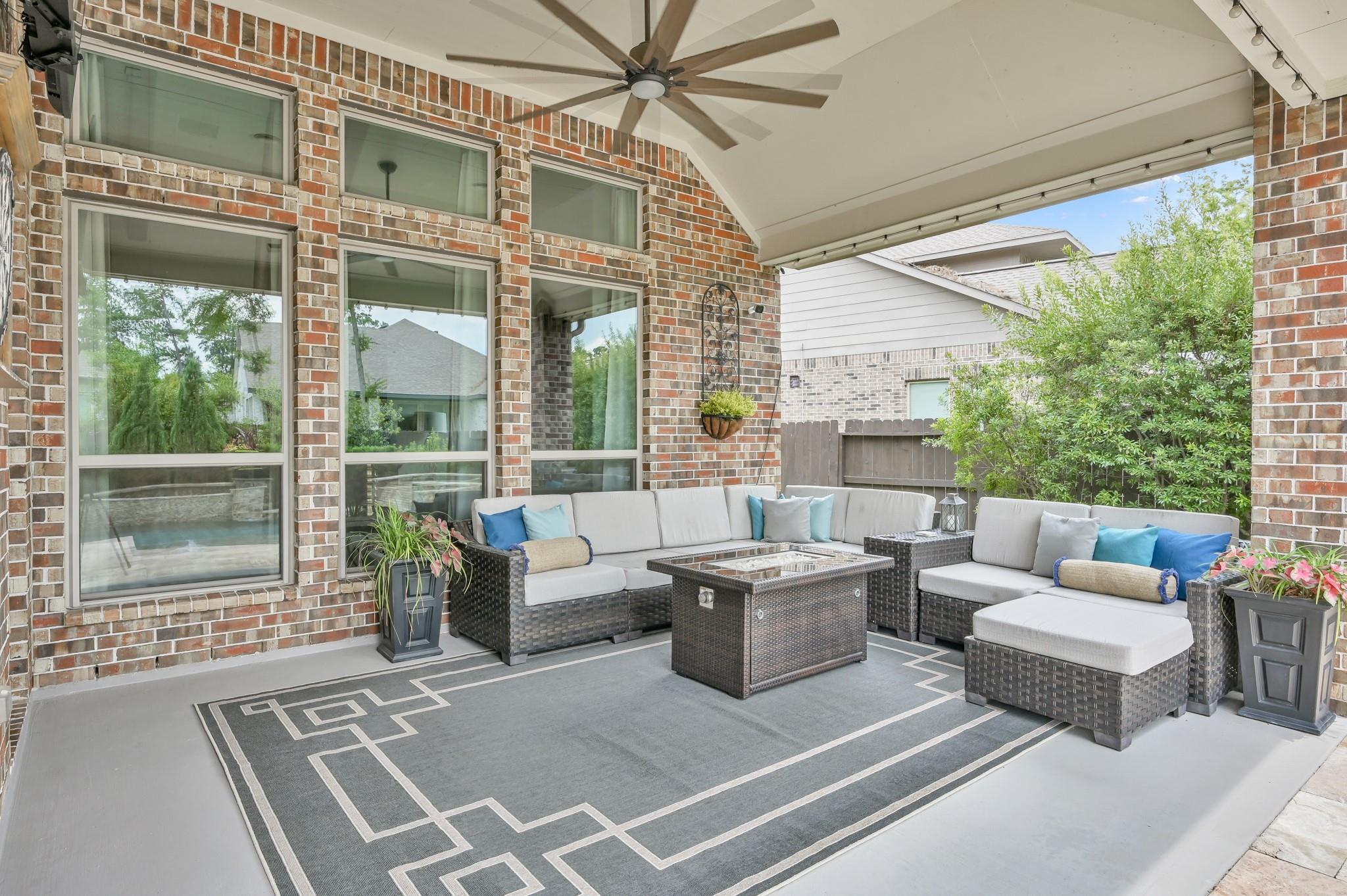 511 Woodsy Pine Court