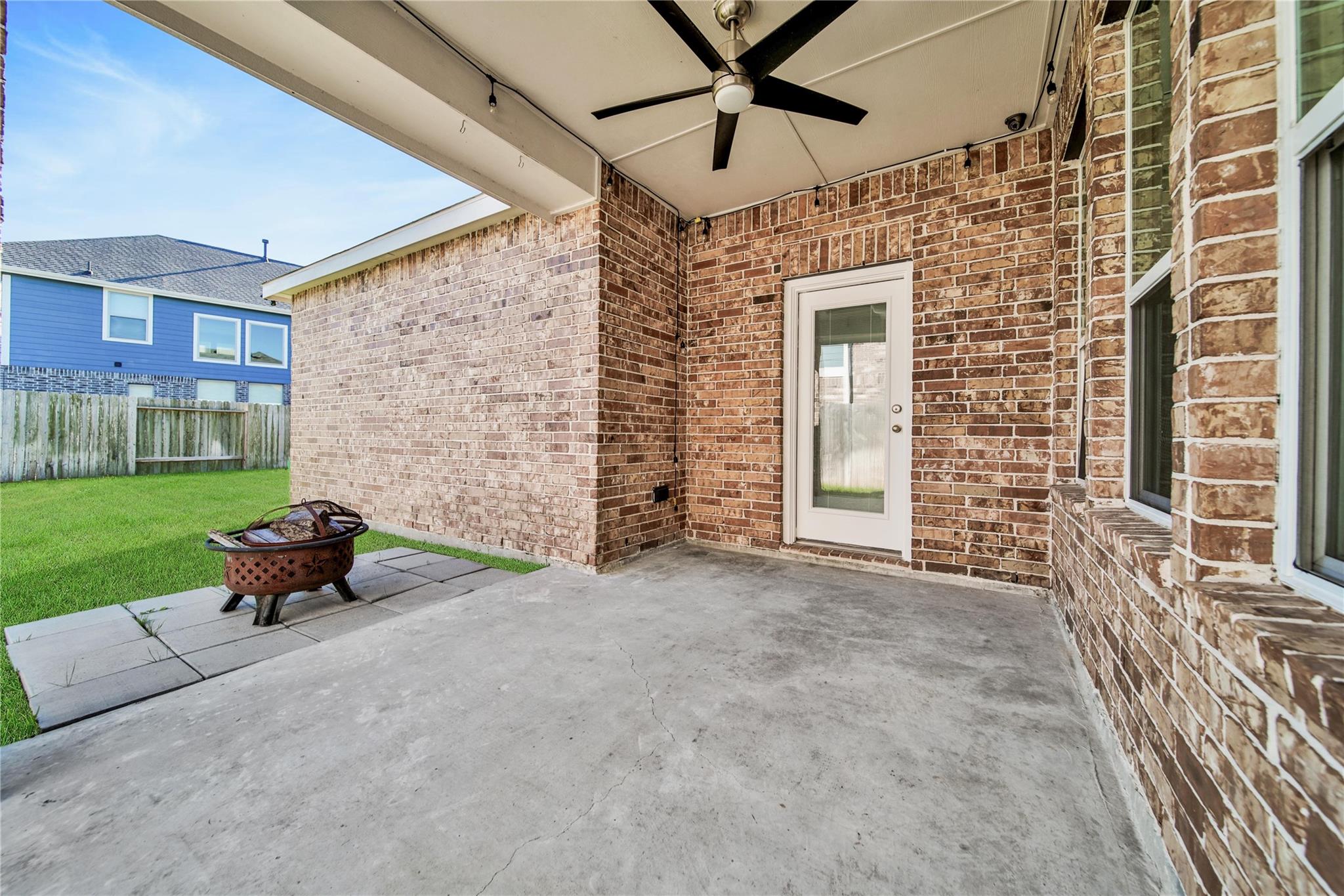 3020 Wedgewood Bay Court