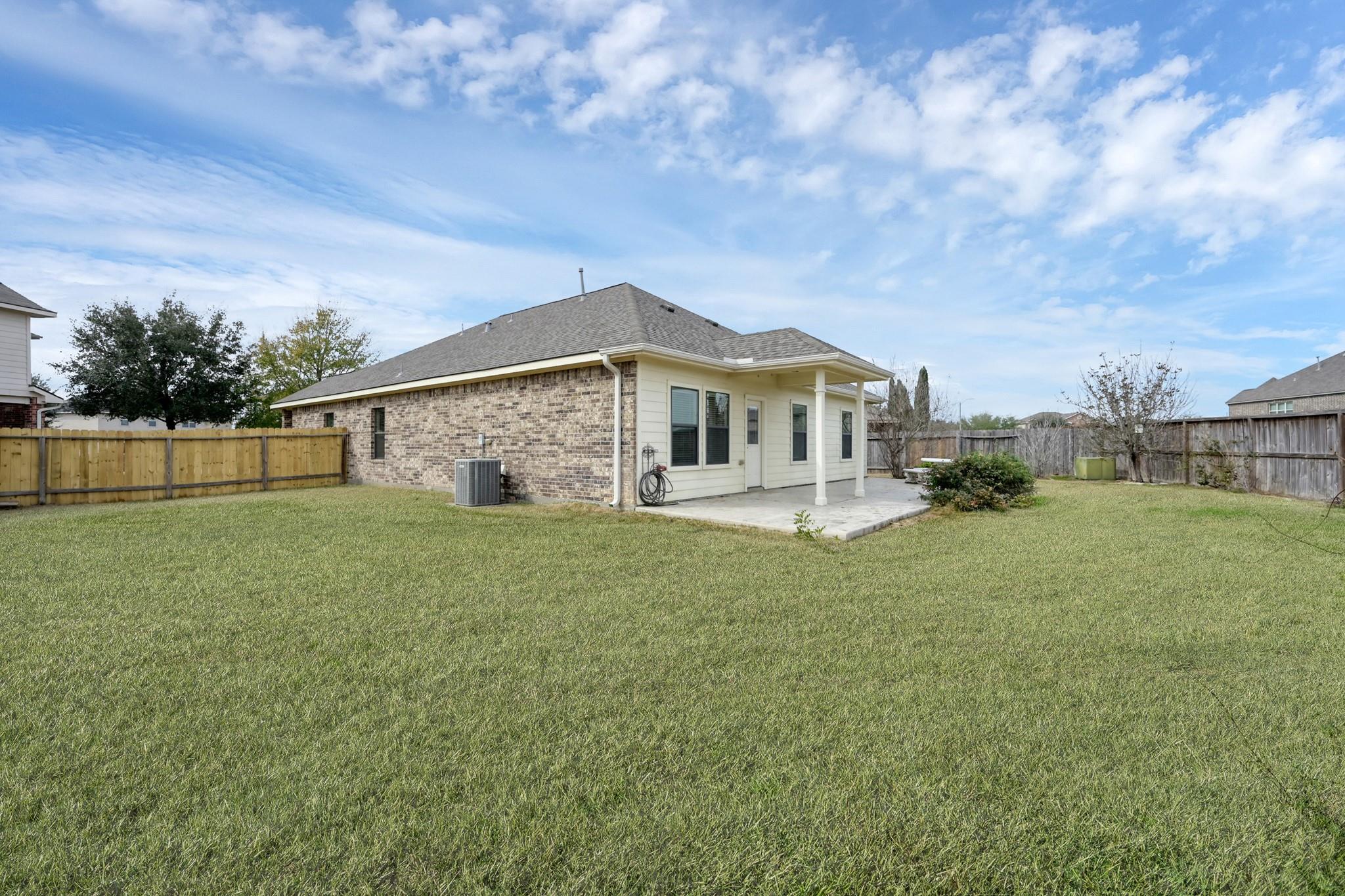 23302 E Pine Ivy Lane