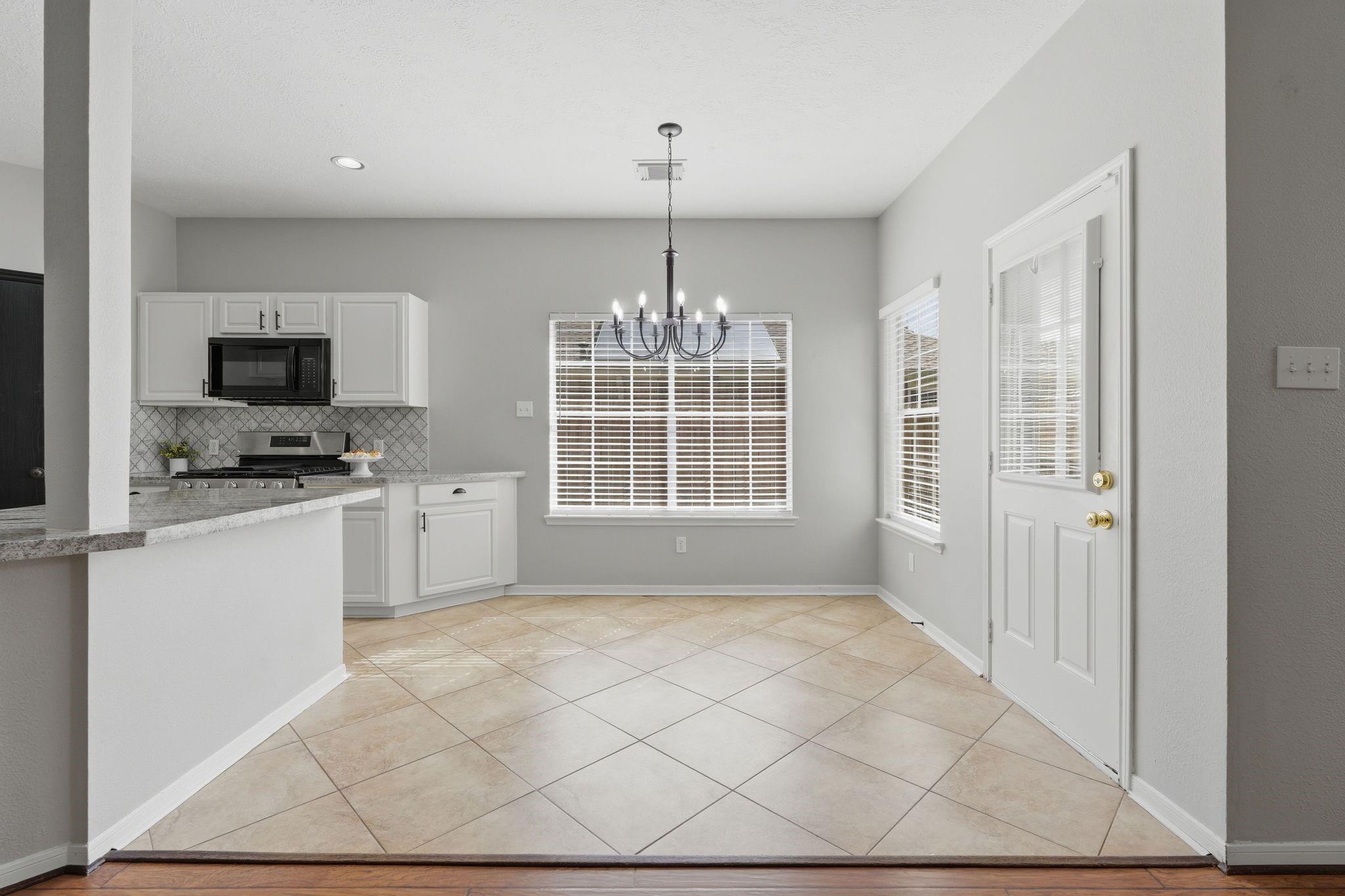 2607 Holly Walk Lane