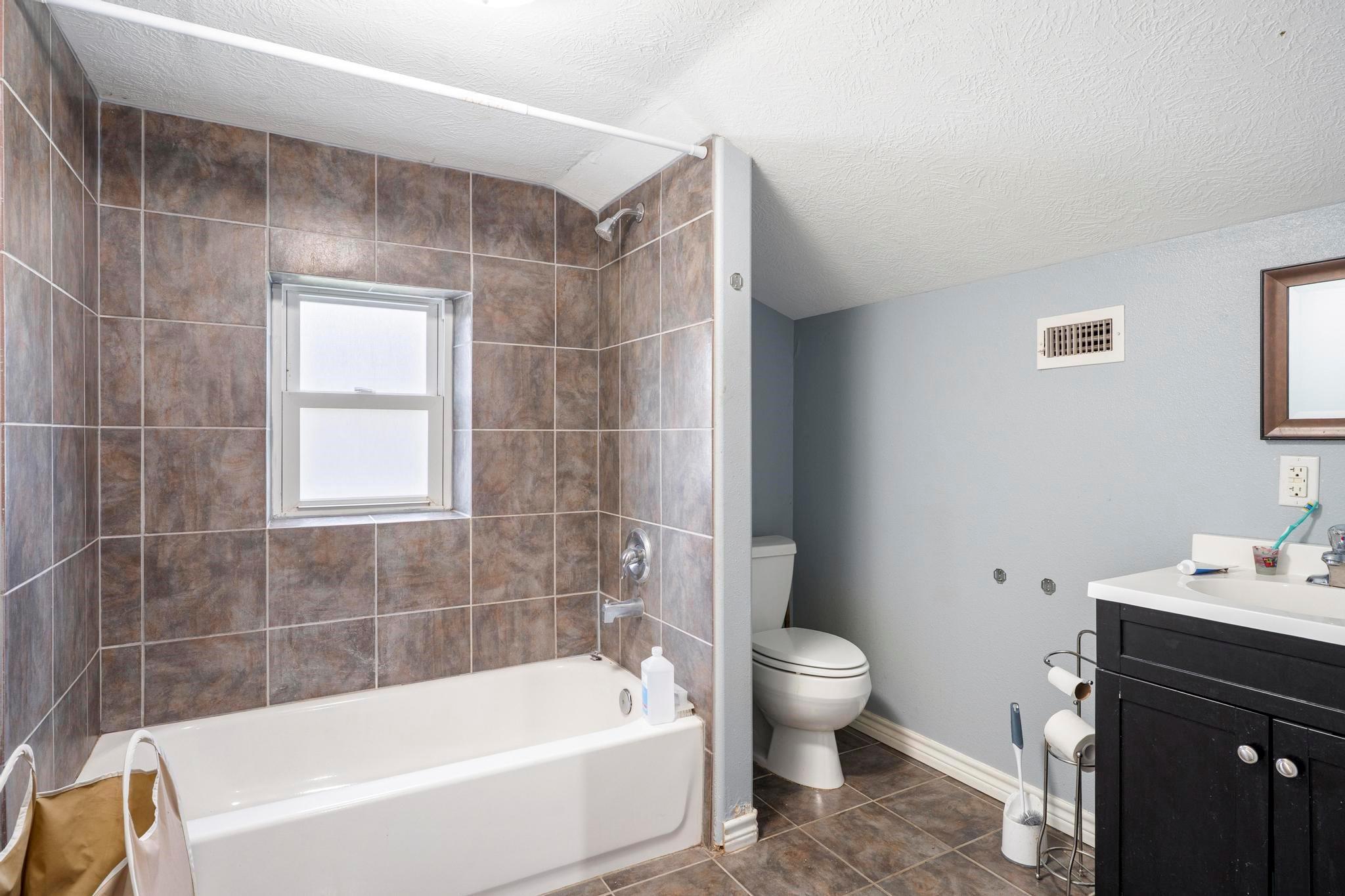 24511 Sunny Glen Dr Drive