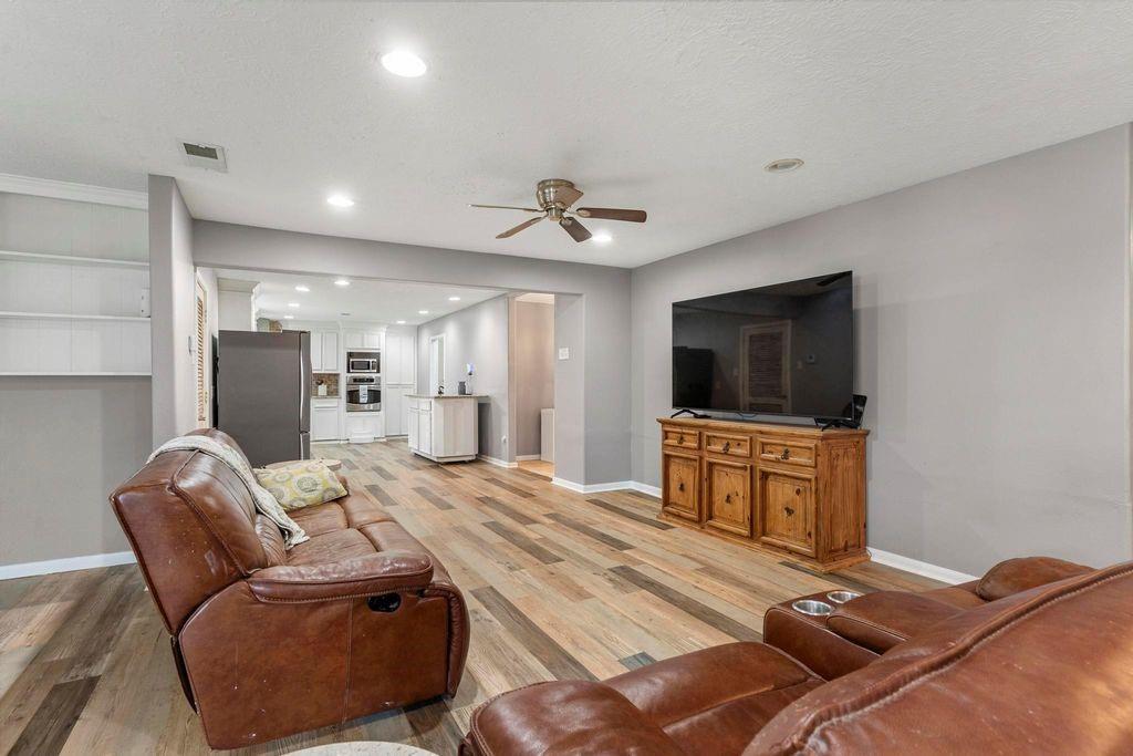 24511 Sunny Glen Dr Drive