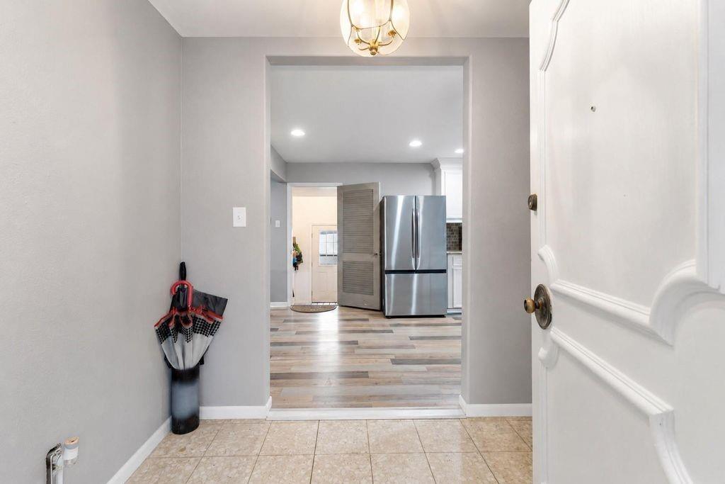 24511 Sunny Glen Dr Drive