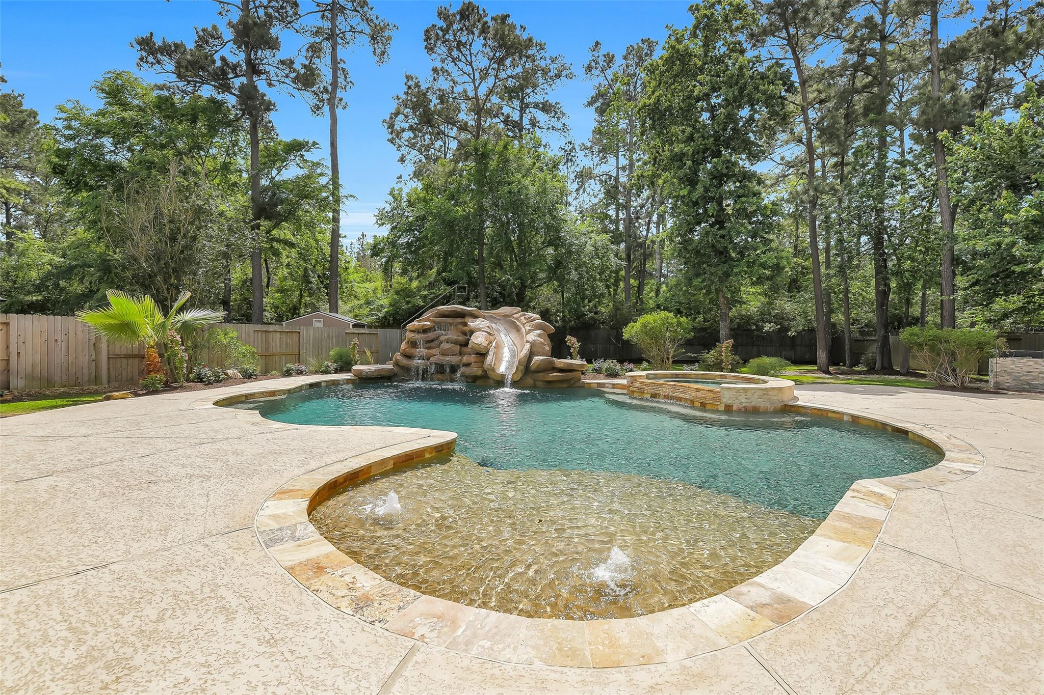 7 Birchwood Park Place