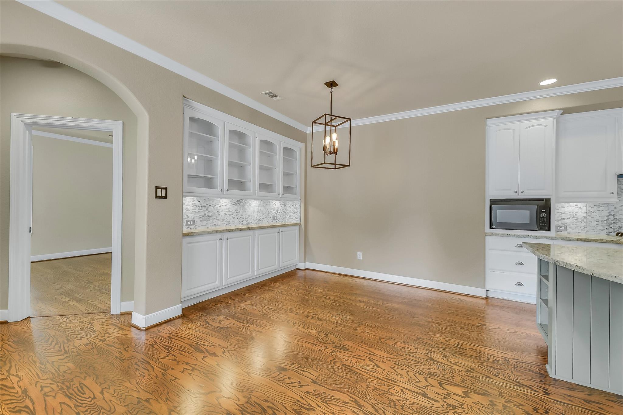 7 Birchwood Park Place