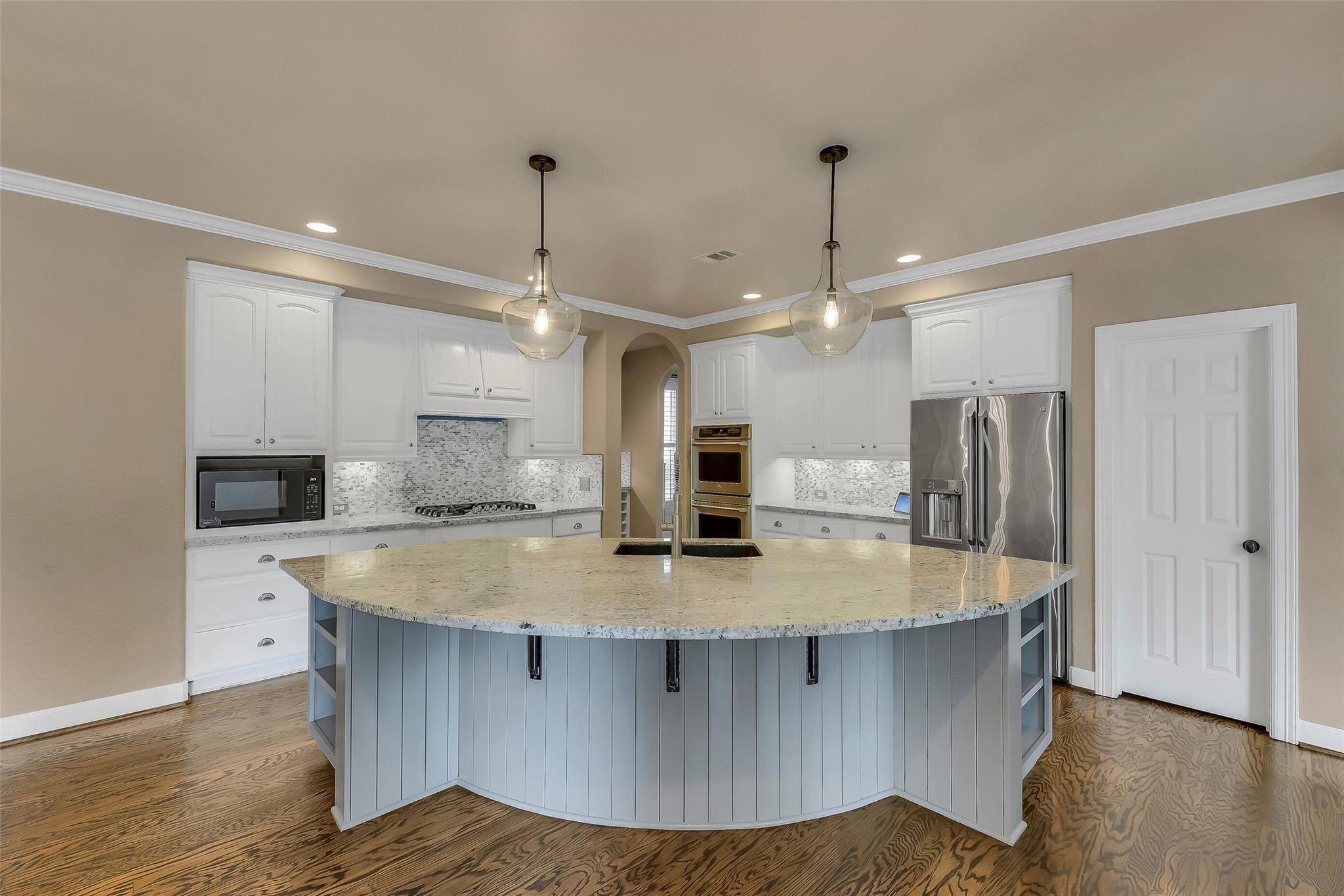 7 Birchwood Park Place