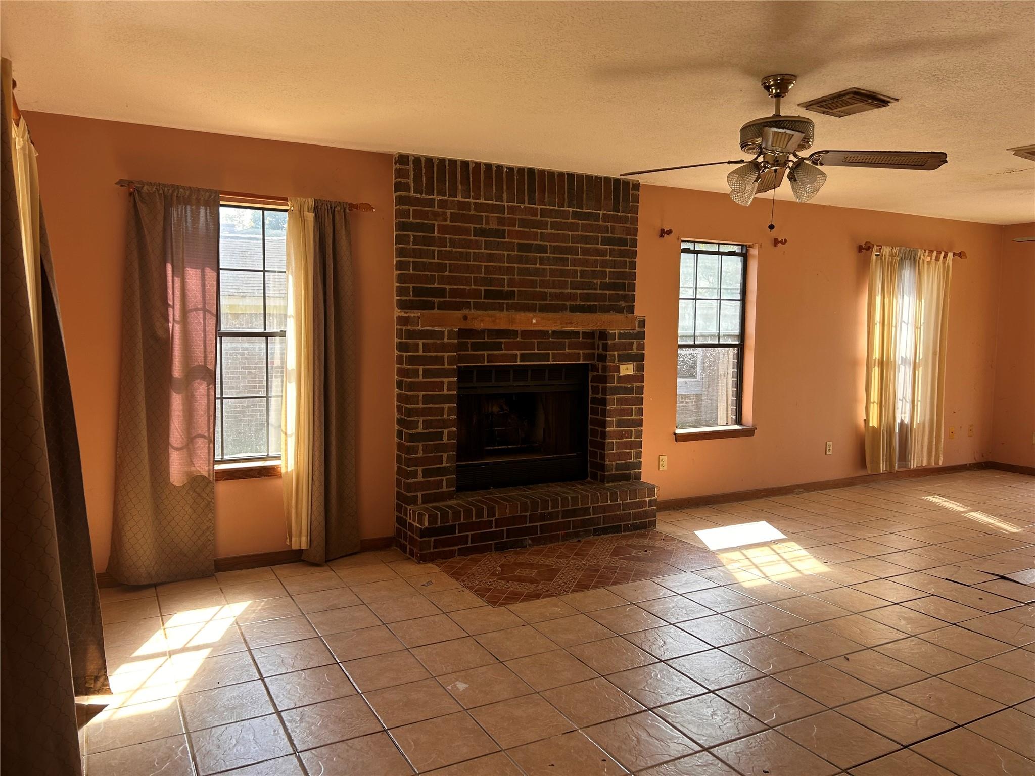 3902 Marlin Lane, La Porte