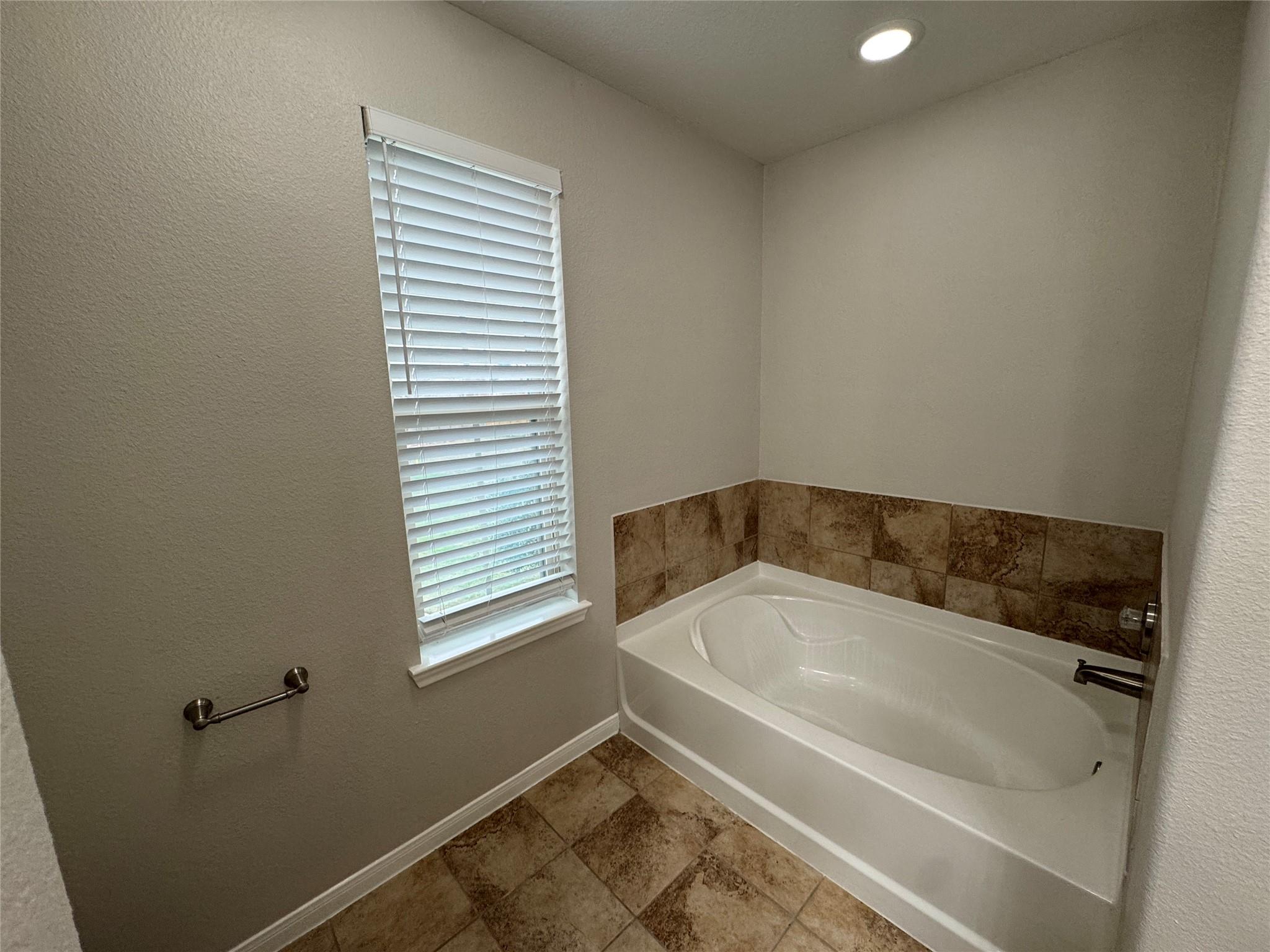 6007 Wesley Manor Court