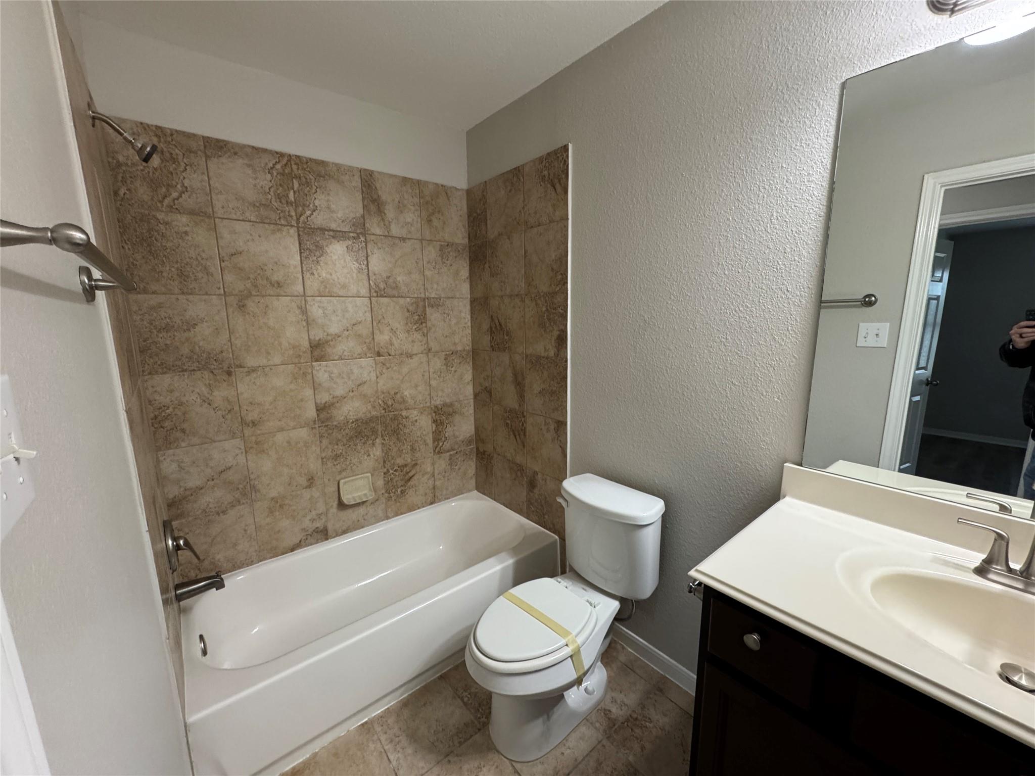 6007 Wesley Manor Court