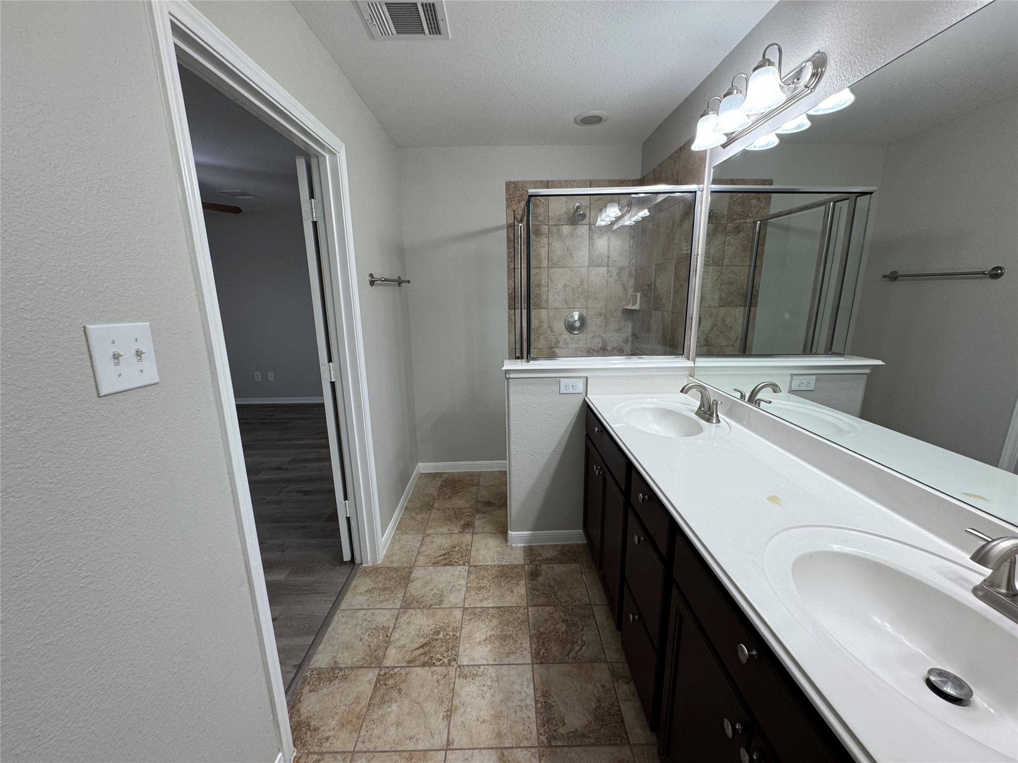 6007 Wesley Manor Court
