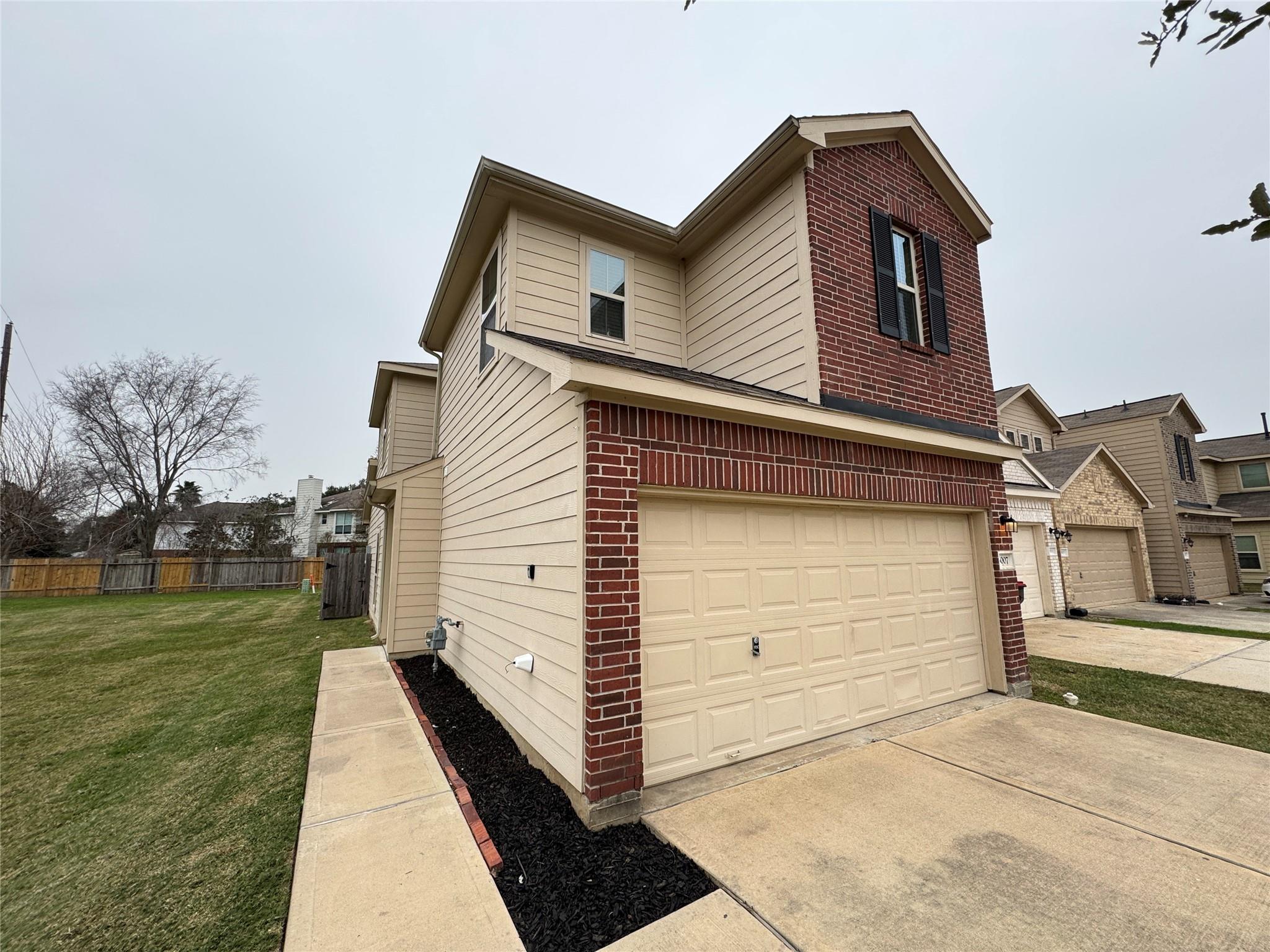 6007 Wesley Manor Court
