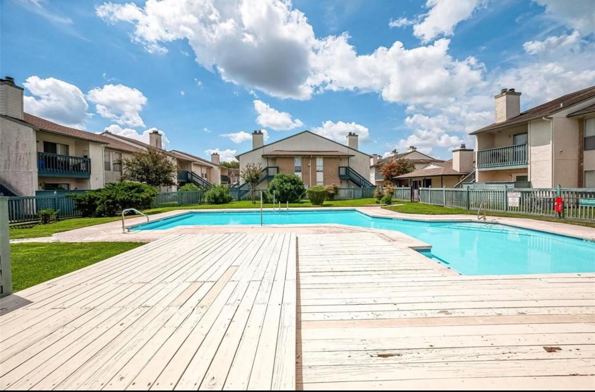 250 El Dorado Boulevard # 175